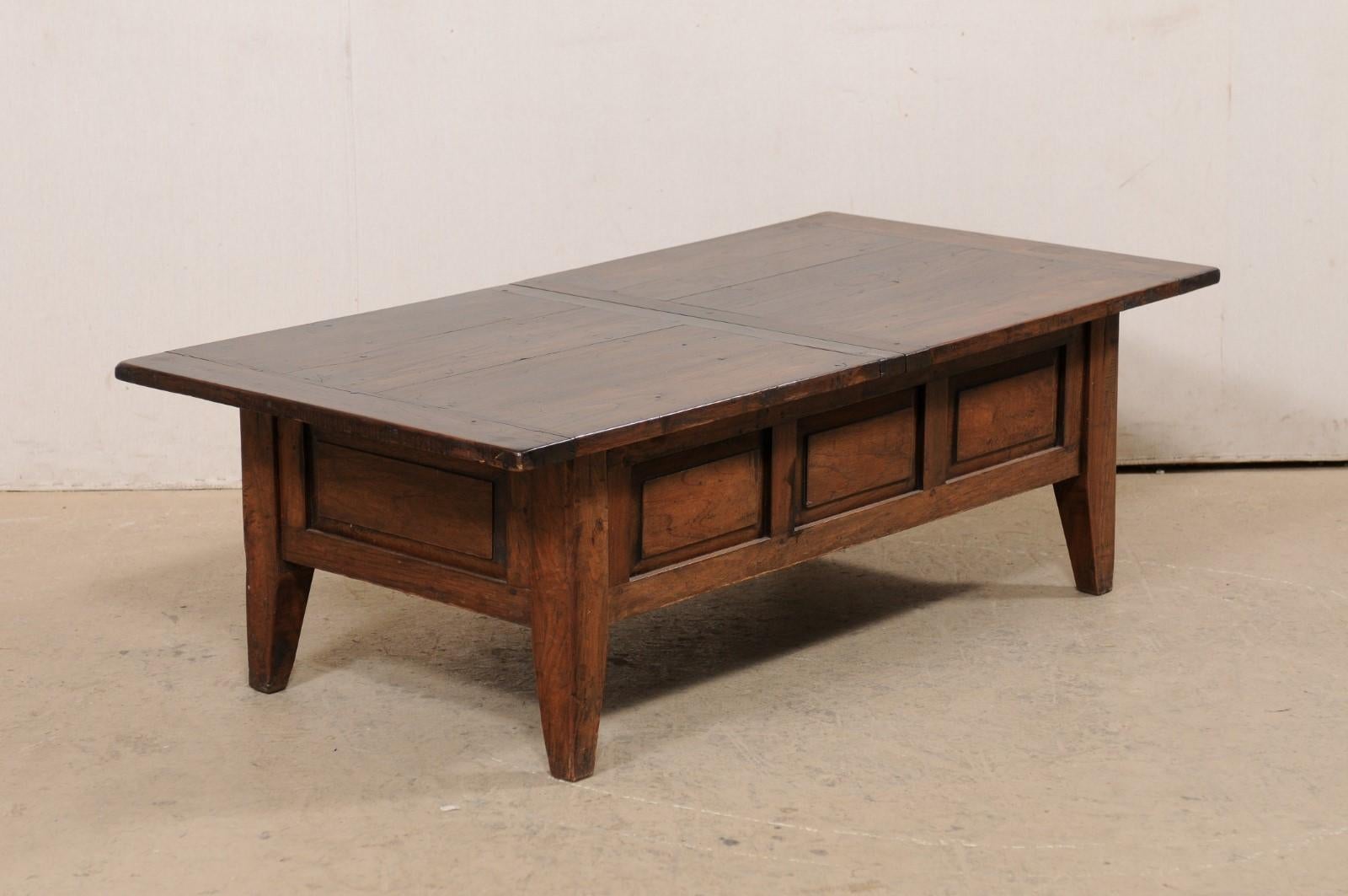 French Fruitwood Coffee Table in Rectangular-Shape w/Storage, Early 20th Century For Sale 7