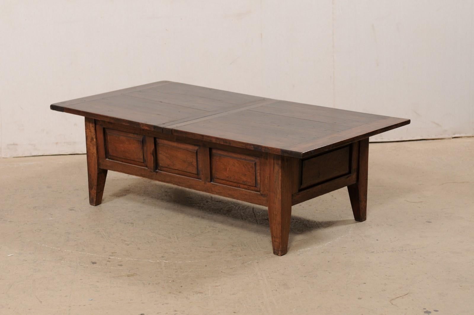 French Fruitwood Coffee Table in Rectangular-Shape w/Storage, Early 20th Century For Sale 5