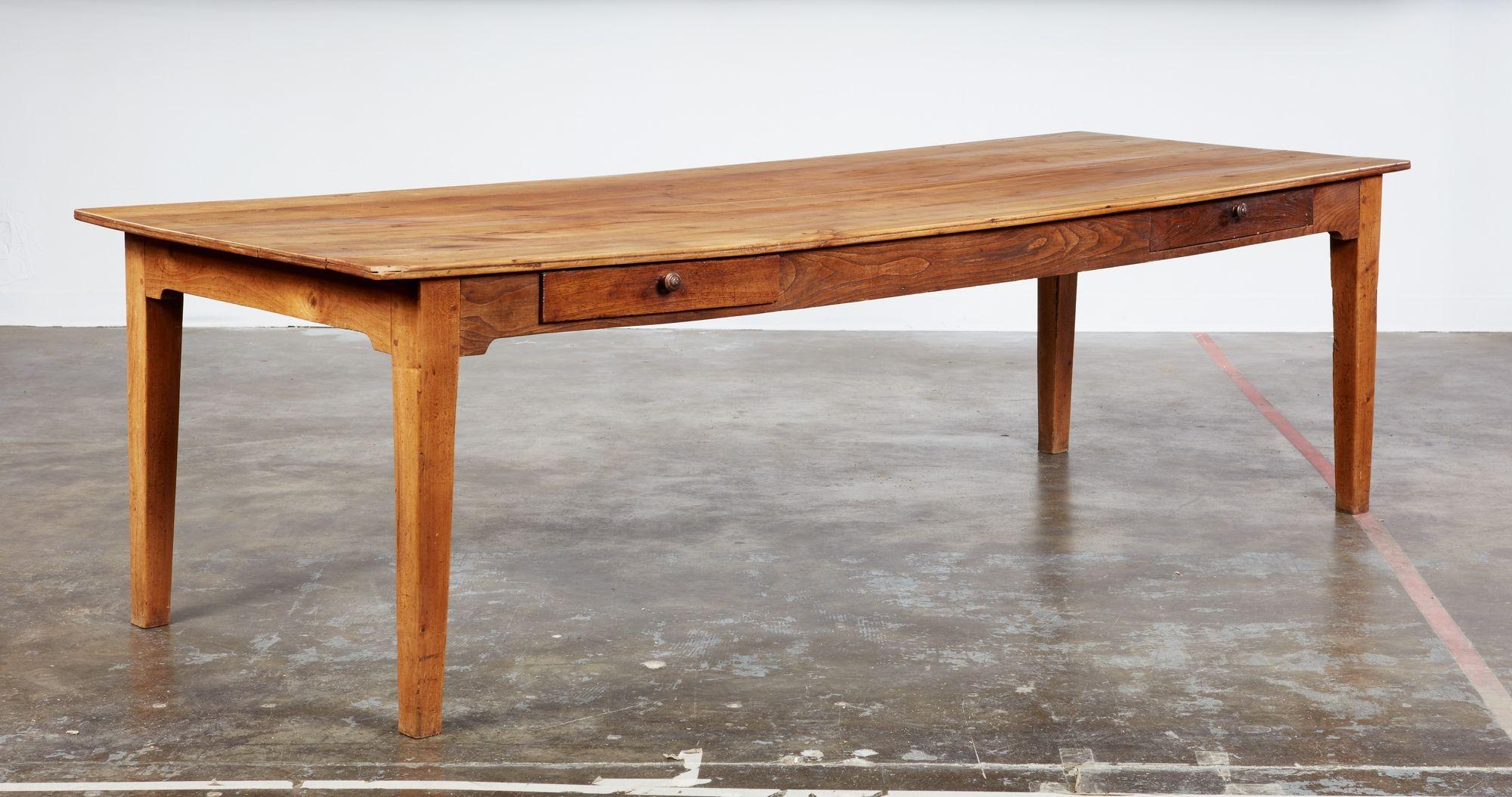 Table de ferme française en bois de fruitier en vente 2