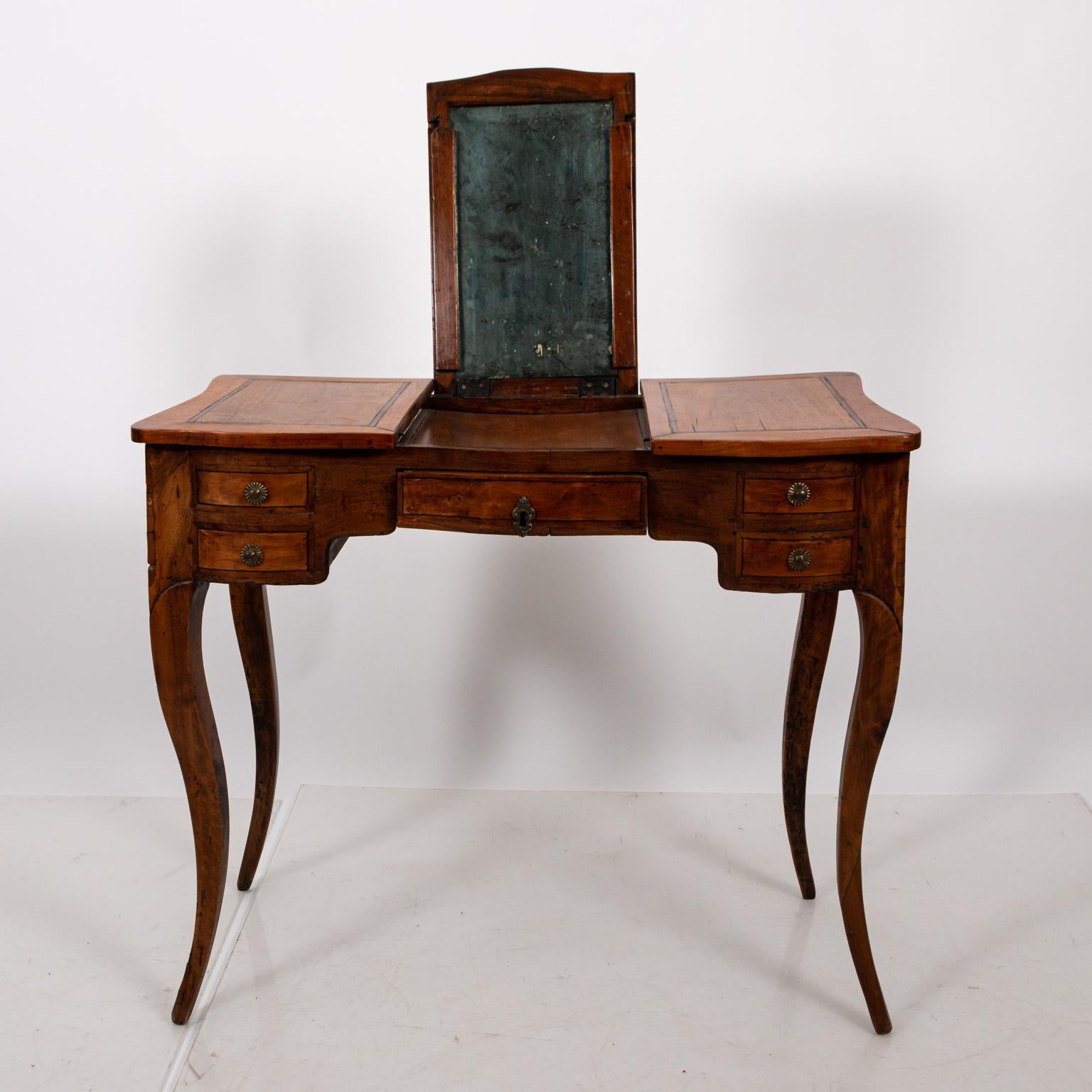 French Fruitwood Poudreuse 5