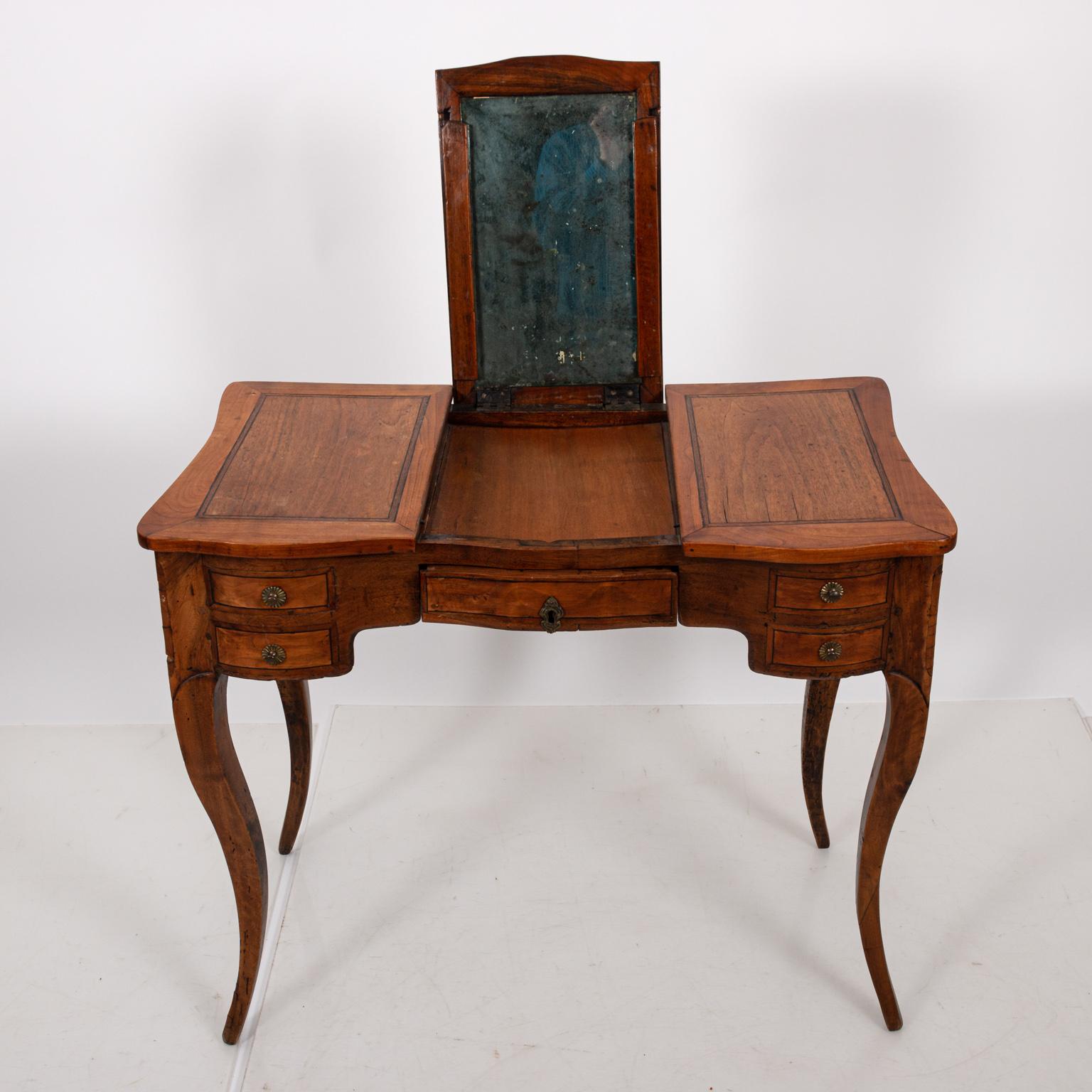 French Fruitwood Poudreuse 4