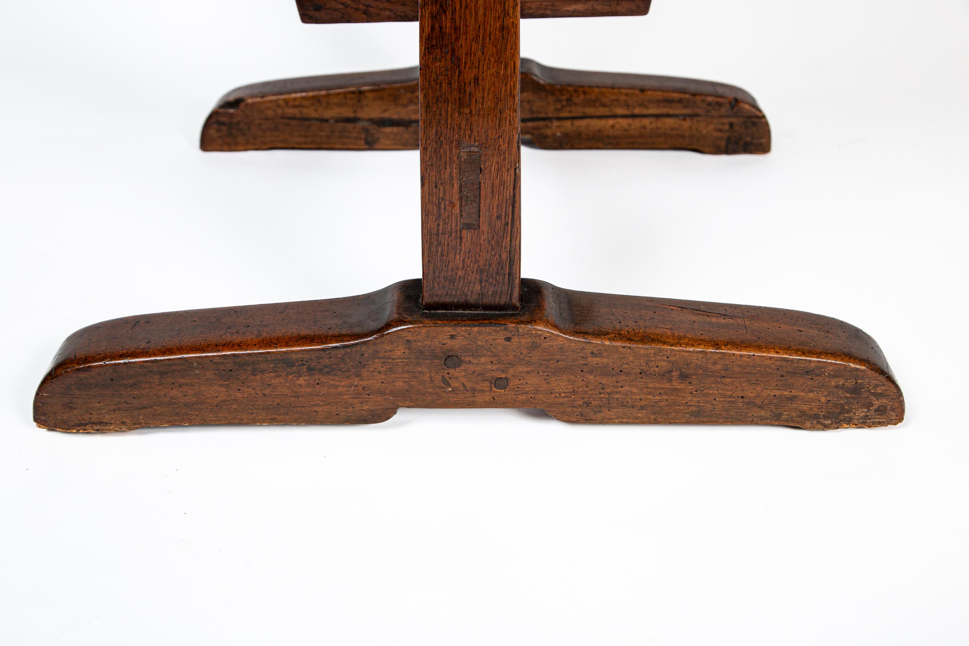French Fruitwood Vendange (Wine tasting) Table), late 19th Century For Sale 2