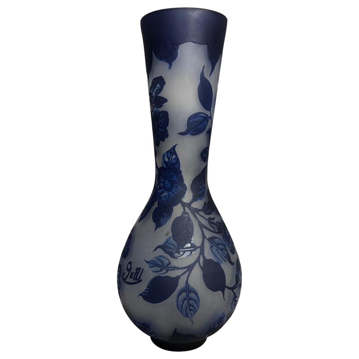 French Gallé Vase, Art Deco Nouveau Cameo Style, 20th Century For Sale