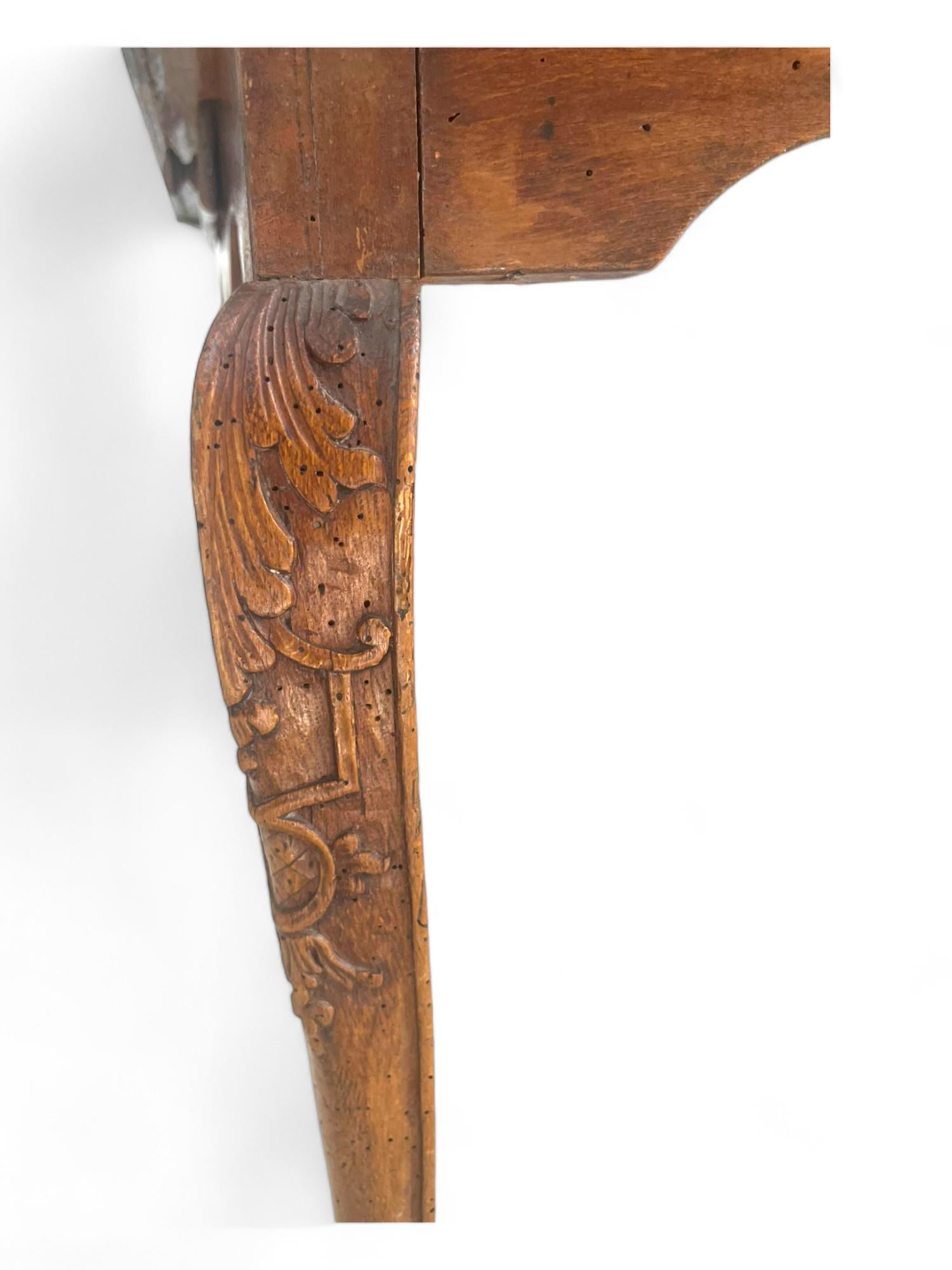 Table à jeux / milieu / cabaret / Table d'appoint en noyer - Louis XV France 18ème en vente 4