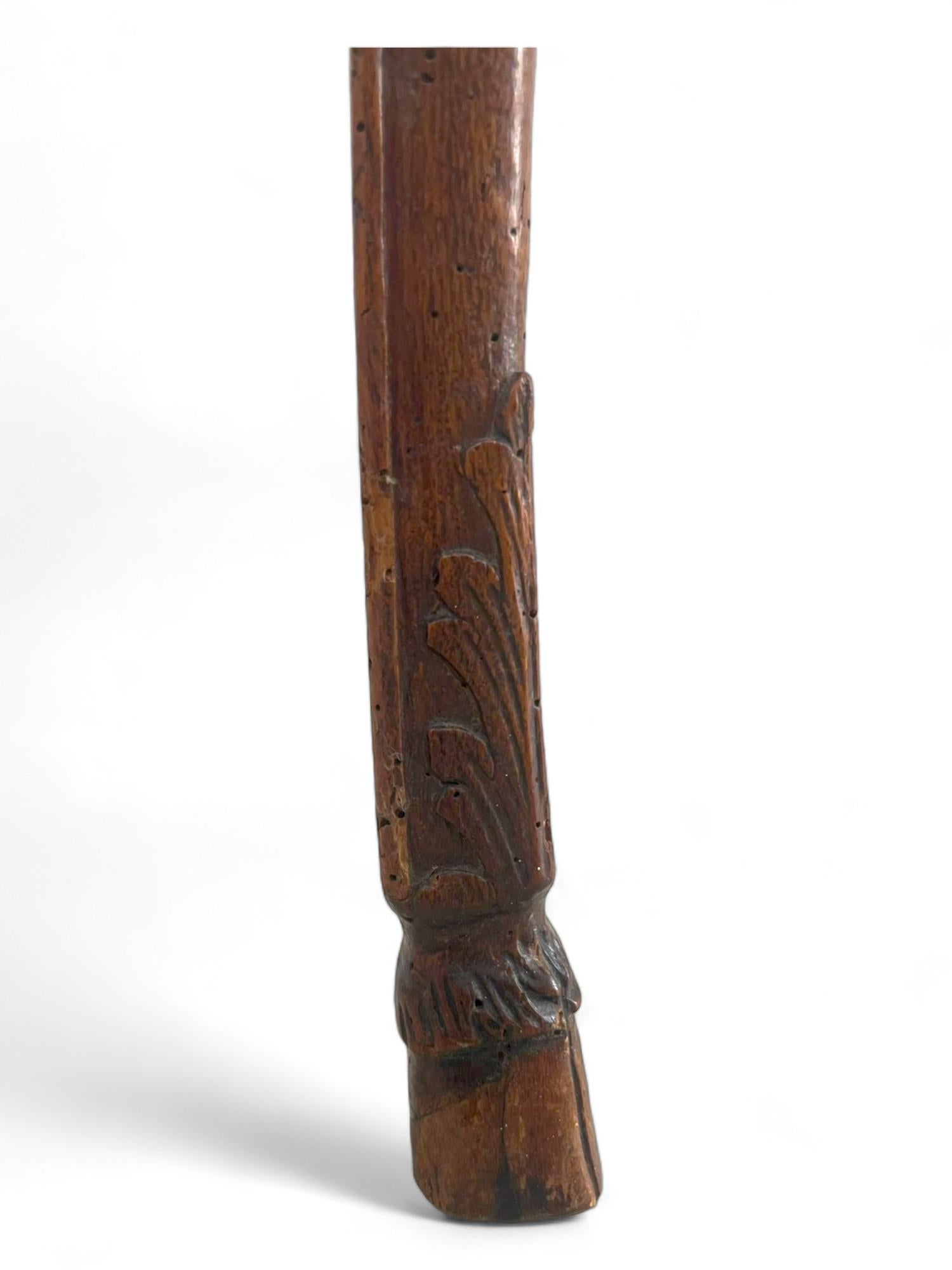 Table à jeux / milieu / cabaret / Table d'appoint en noyer - Louis XV France 18ème en vente 9