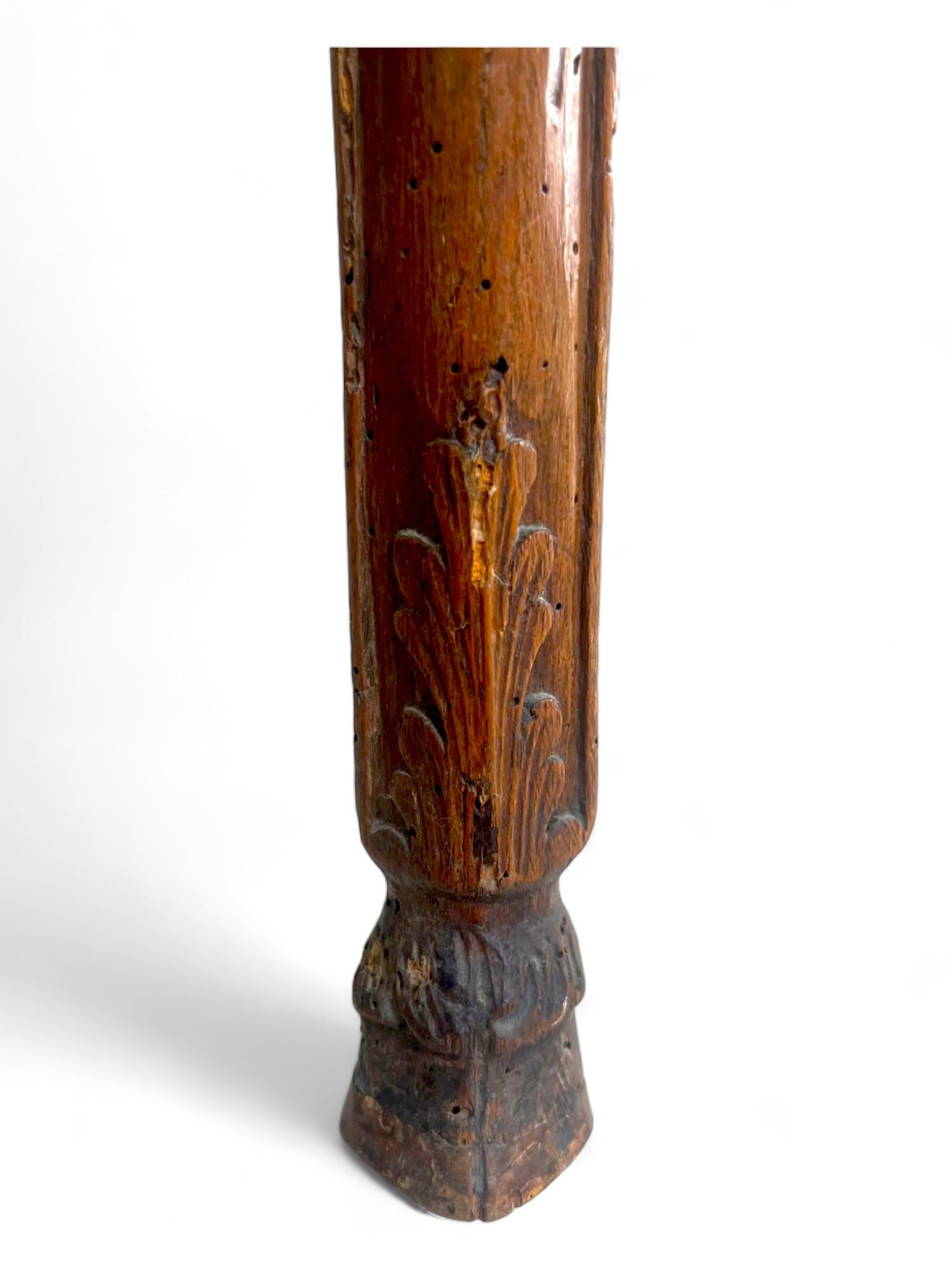 Table à jeux / milieu / cabaret / Table d'appoint en noyer - Louis XV France 18ème en vente 3