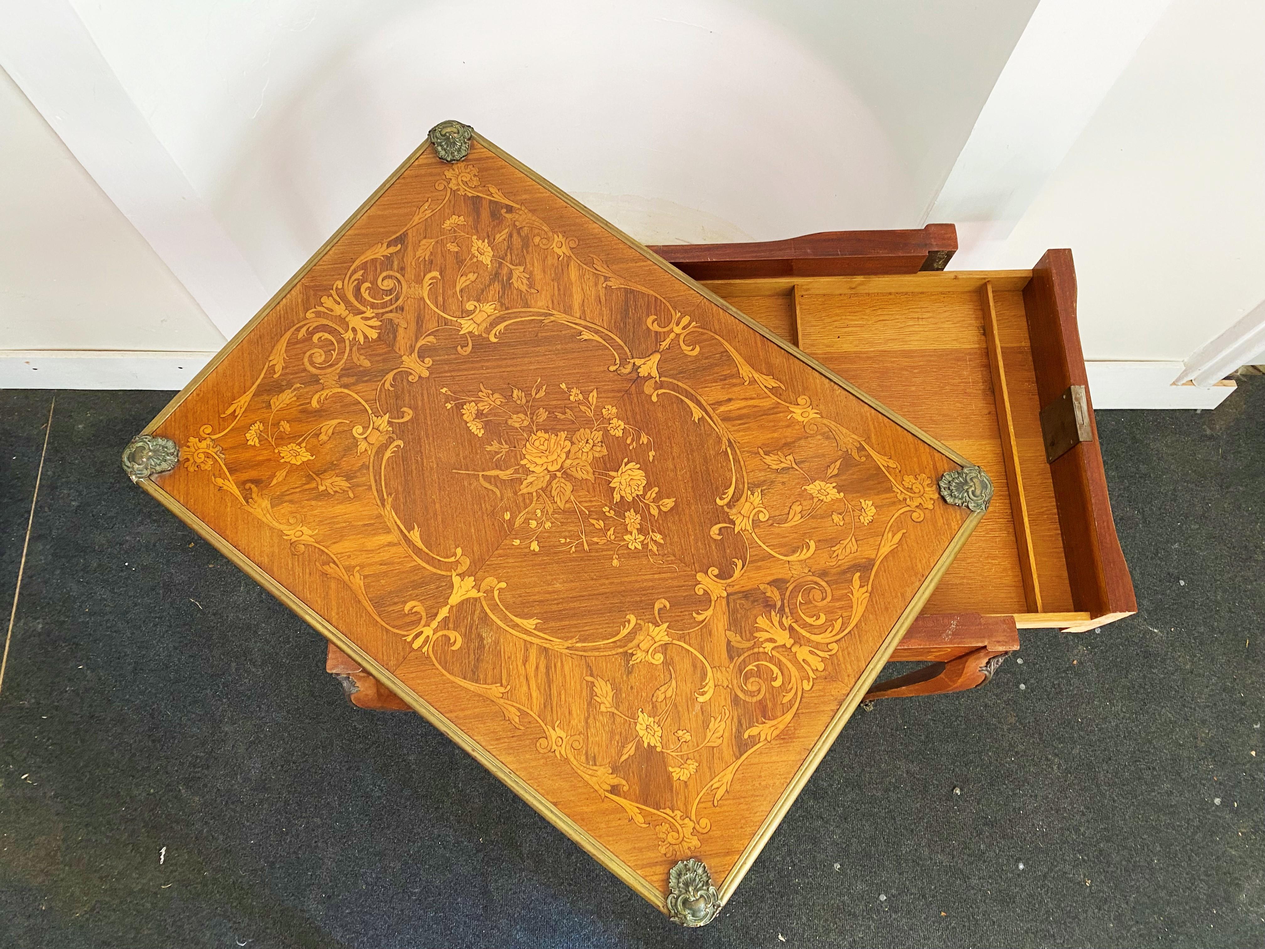French Game Table Napoleon III Period - Louis XV Style - 19th Century - France For Sale 12