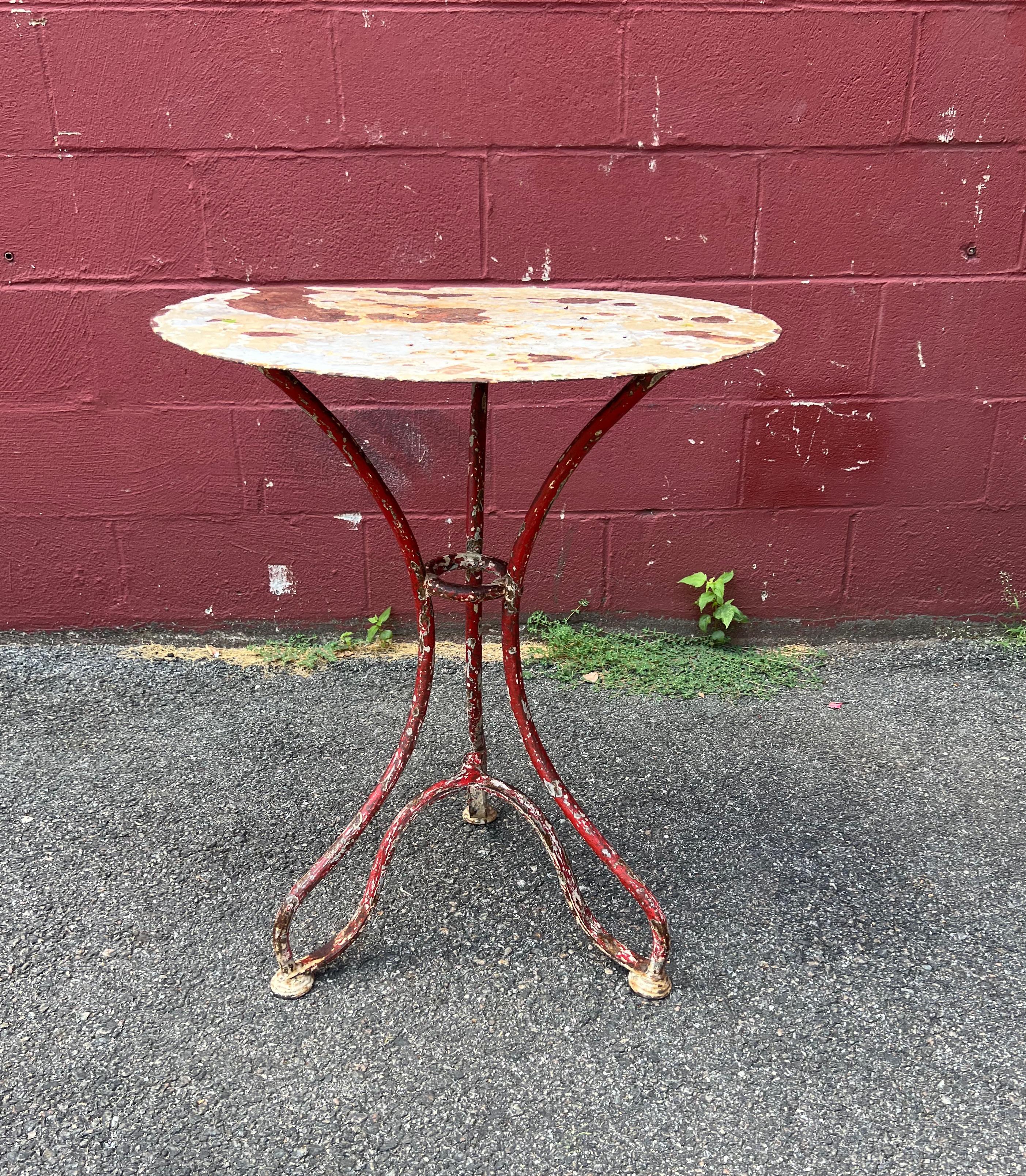 Early 20th Century French Garden Bistro Table in Distressed Paint For Sale