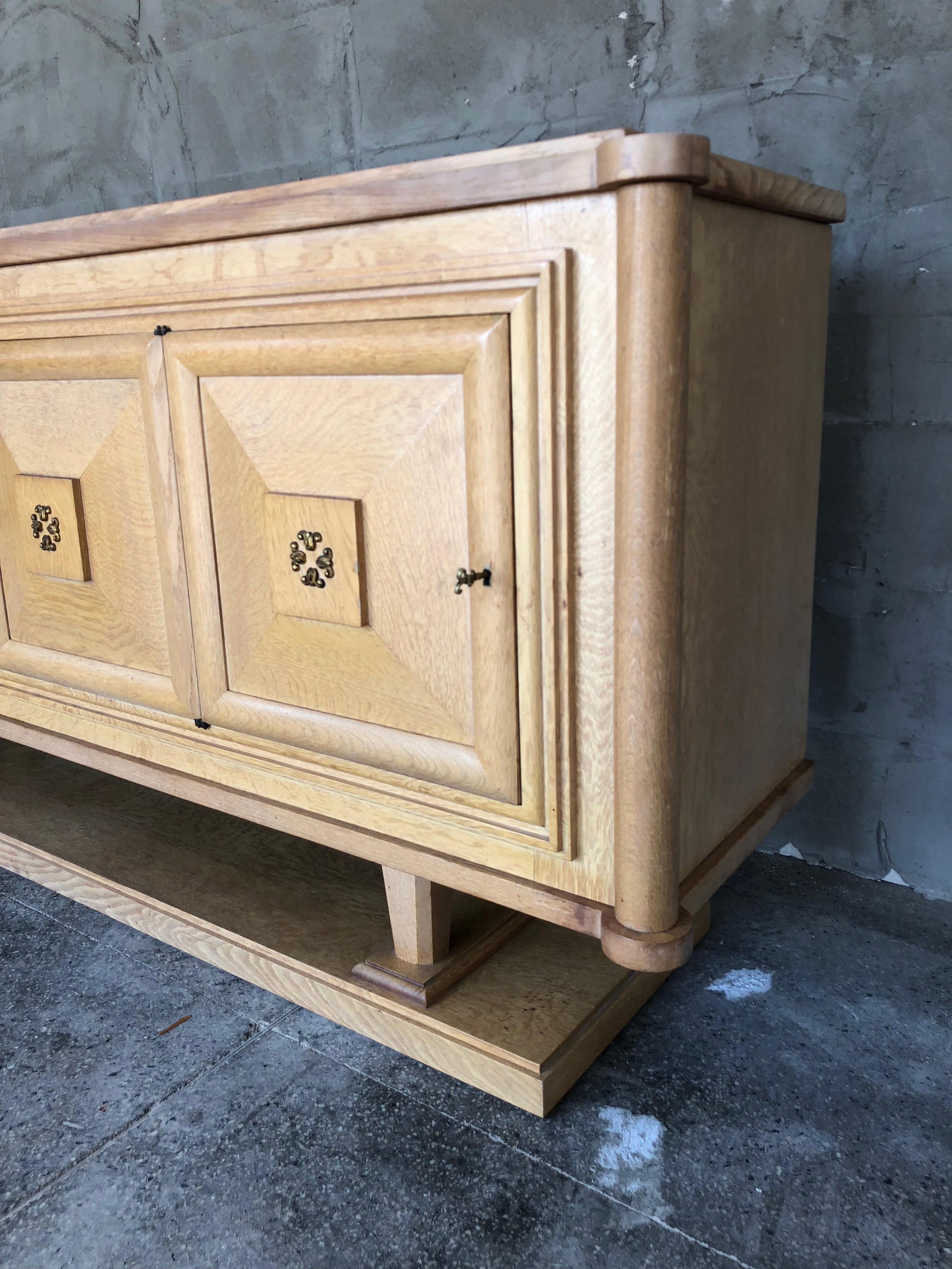 French Gaston Poisson Cerused Oak Art Deco Sideboard  For Sale 2