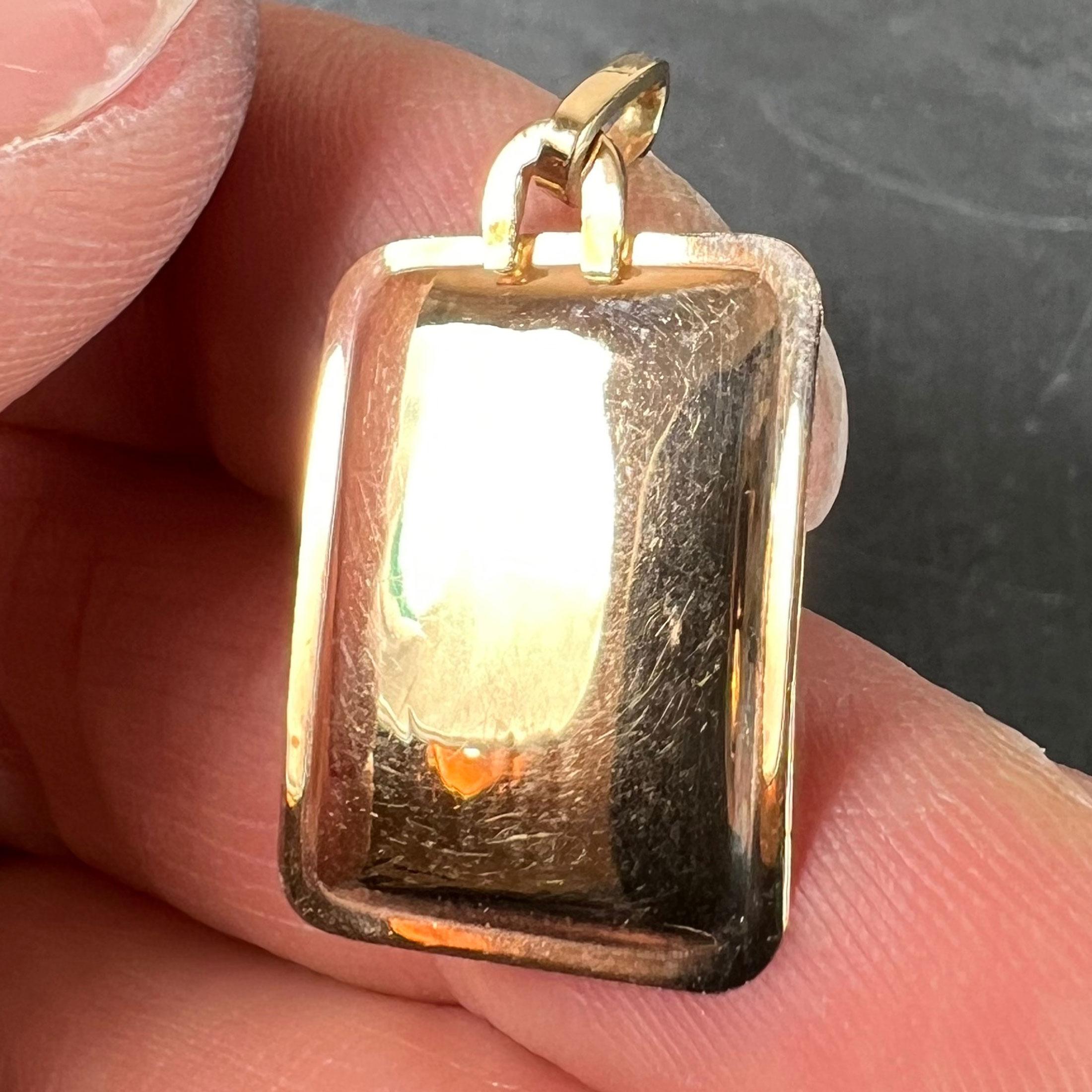 Ciondolo a forma di medaglia con charm in oro giallo 18 carati con segno zodiacale Gemelli francesi in vendita 3