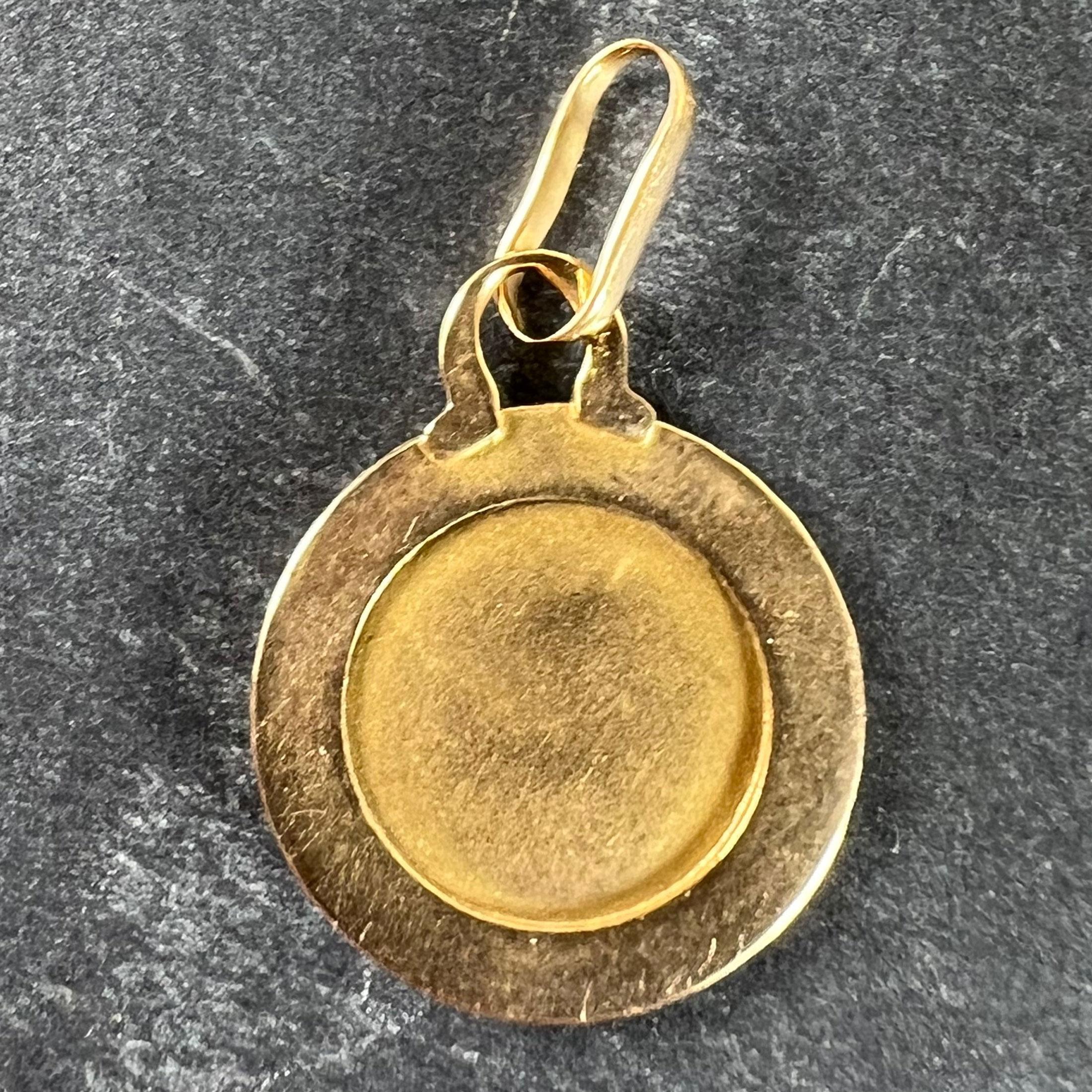 Colgante de oro amarillo de 18 quilates con el signo del zodiaco géminis francés Perroud en Bueno estado para la venta en London, GB