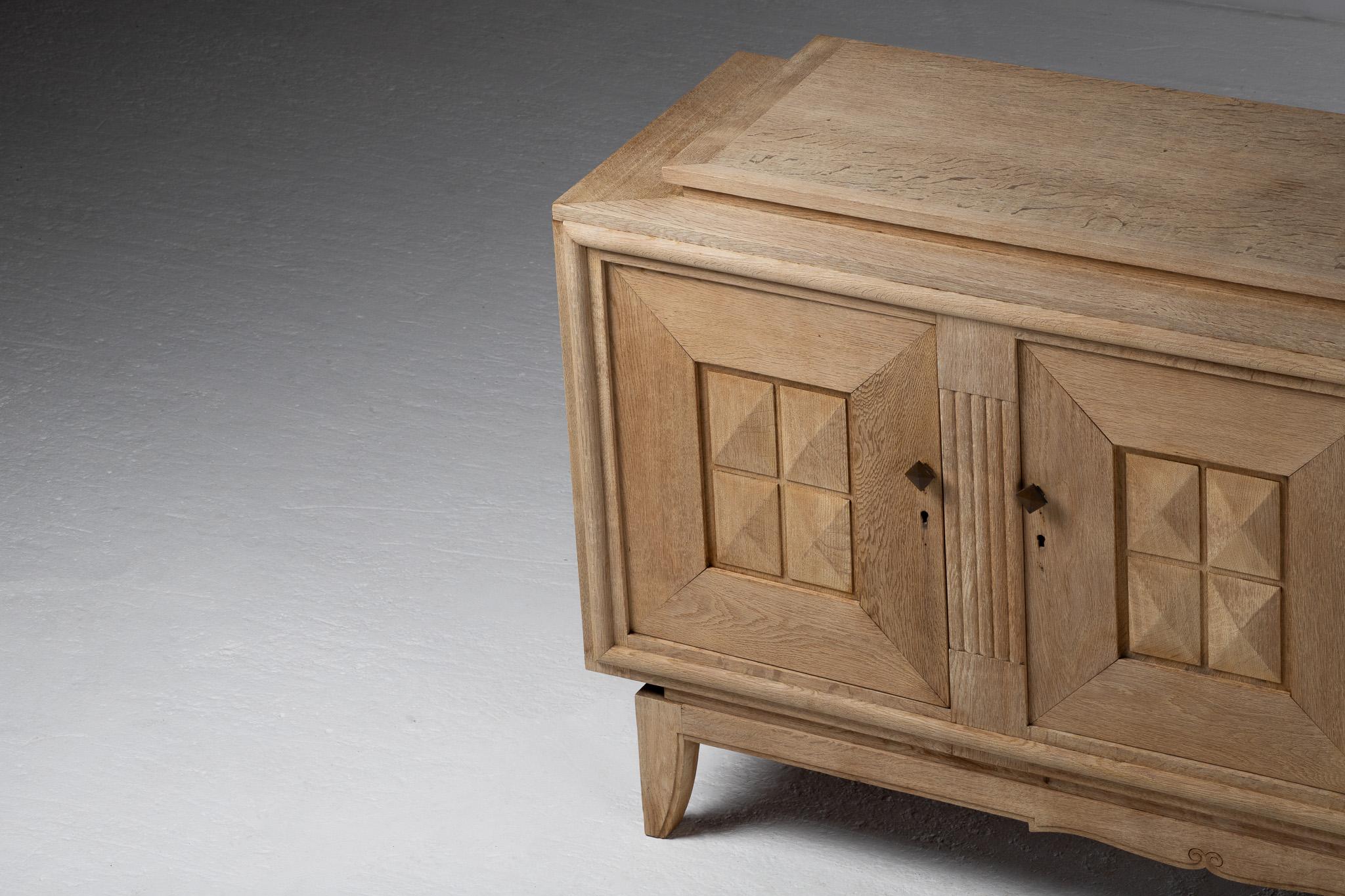 French Geometric Sideboard in Bleached Oak, 1950s
Rooted in the quiet geometry of France’s post-war Reconstruction design

A study in proportion and pared-back elegance, this French sideboard from the 1950s channels the restrained modernism of the