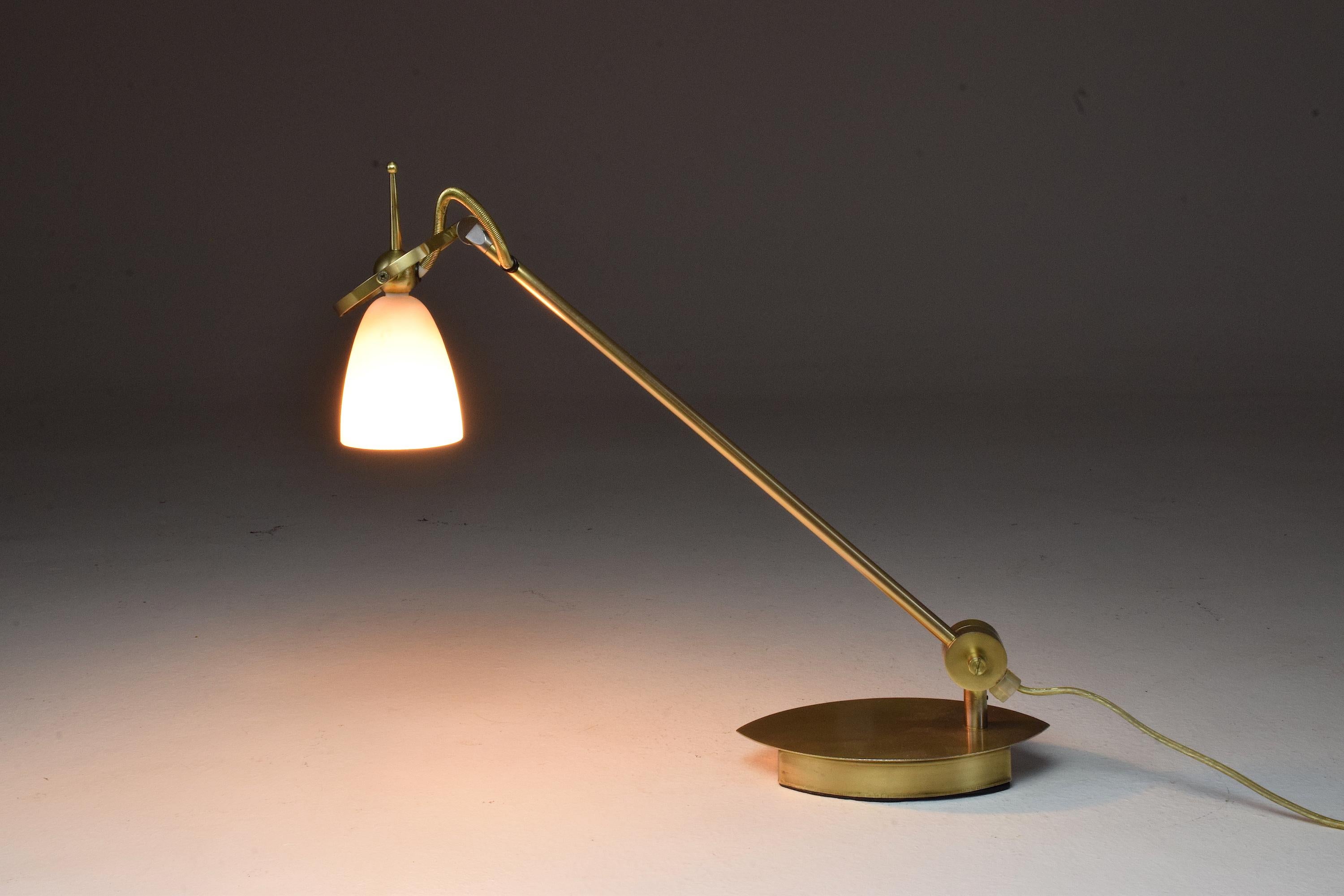 20th Century Vintage Brass Table or Desk Lamp, 1980s In Good Condition In Paris, FR