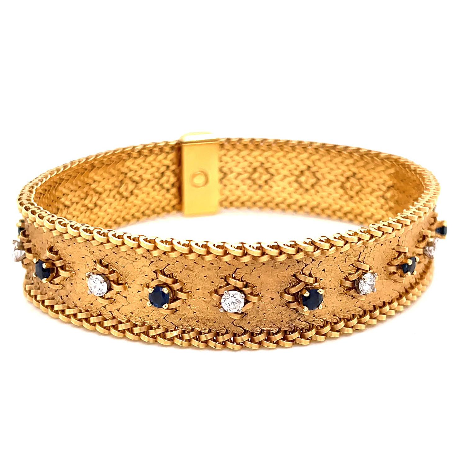 French George Lenfant Diamond Sapphire 18 Karat Yellow Gold Bracelet In Excellent Condition In Beverly Hills, CA
