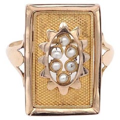 Antique French Georgian pearl ring in 18 karat gold, rectangular shape, natural pearl