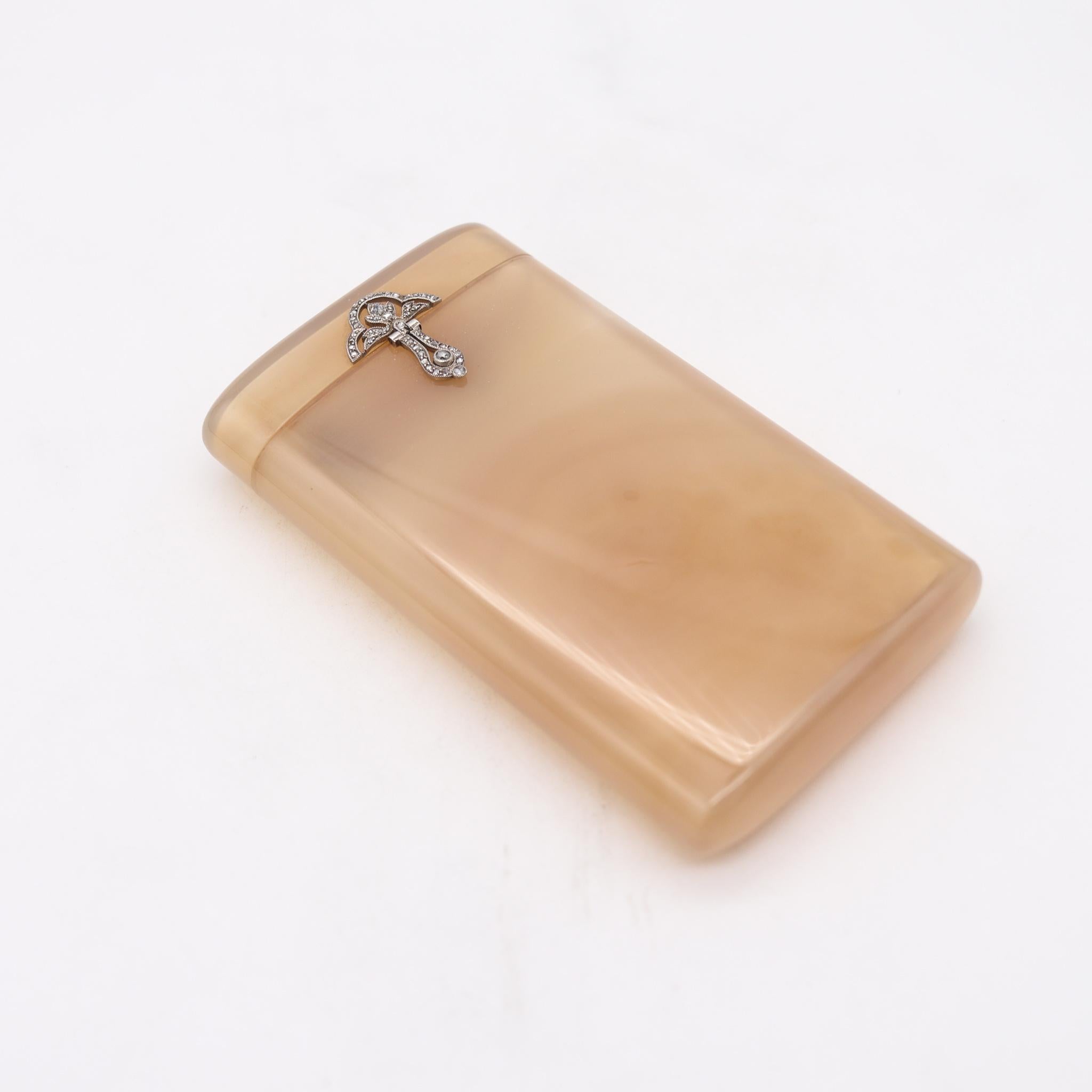 Cards case designed by Ghiso Paris.

Gorgeous piece, created in the art deco style in Paris France by the luxury makers and jewelry house of Ghiso, back in the 1920. It was carved with impeccable precision from one single piece of translucent