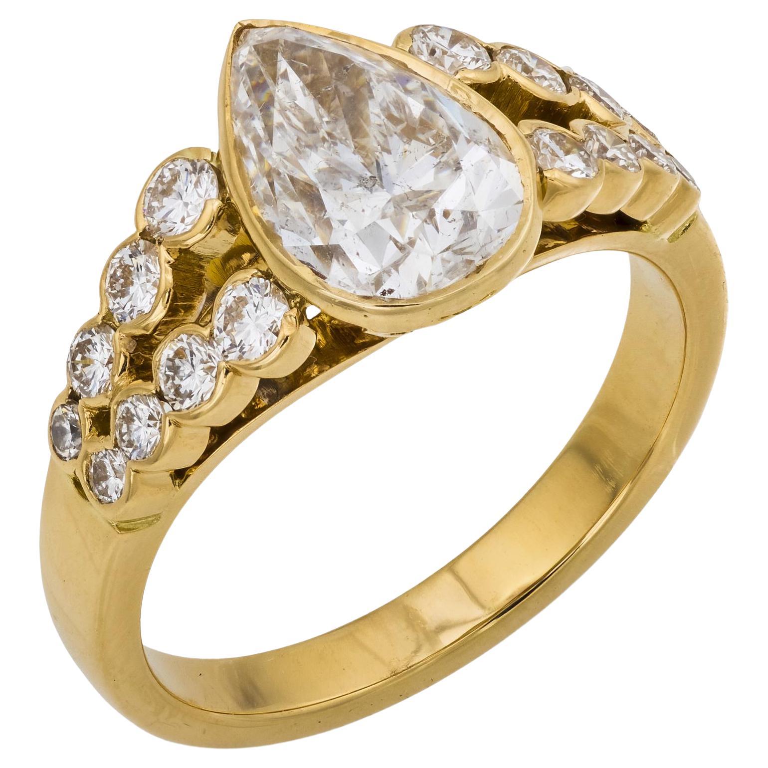 Anello di fidanzamento in oro giallo 18k francese GIA da 1,56 carati con diamante a forma di pera