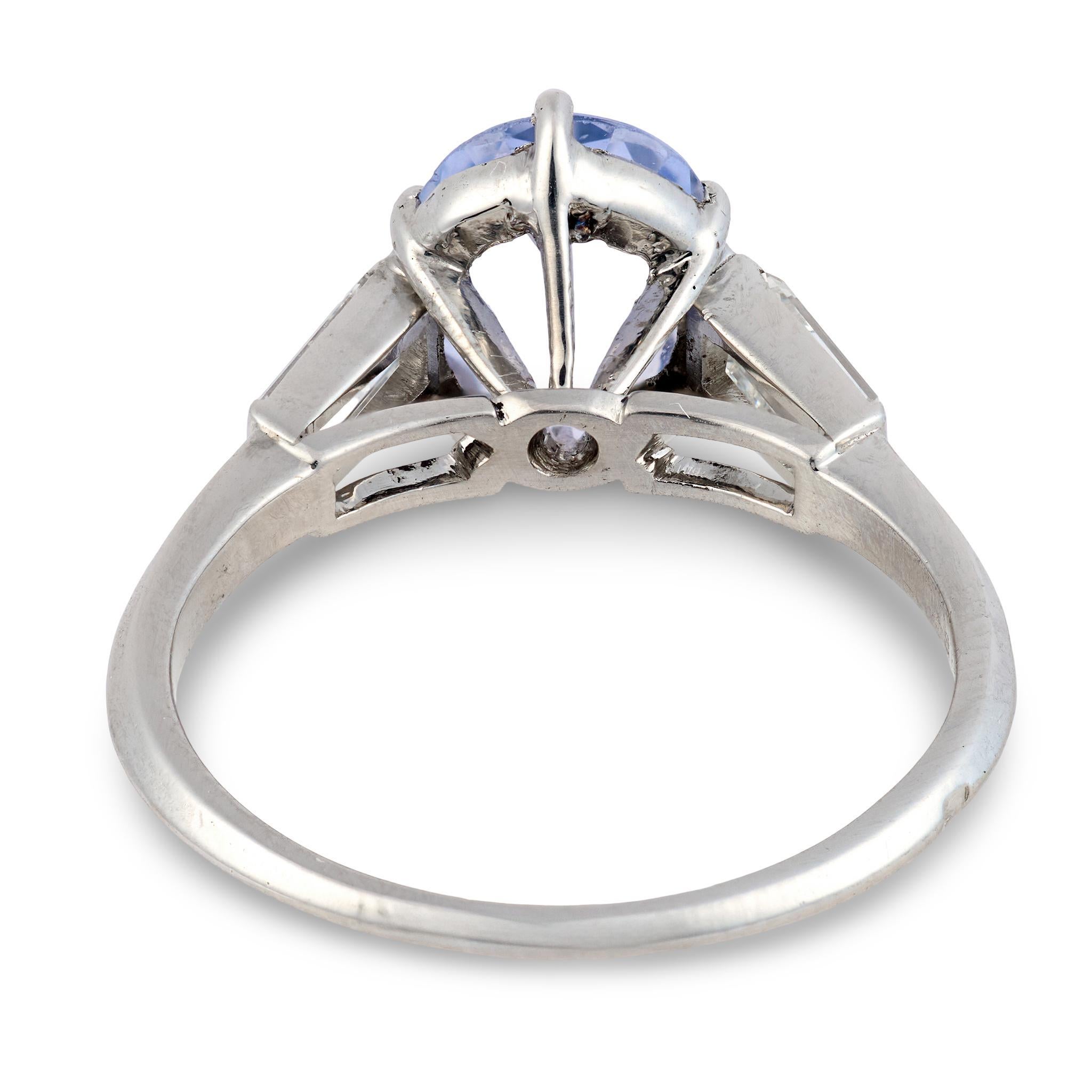 Bague française GIA 2,31 carats saphir diamant platine sans chaleur Pour femmes en vente