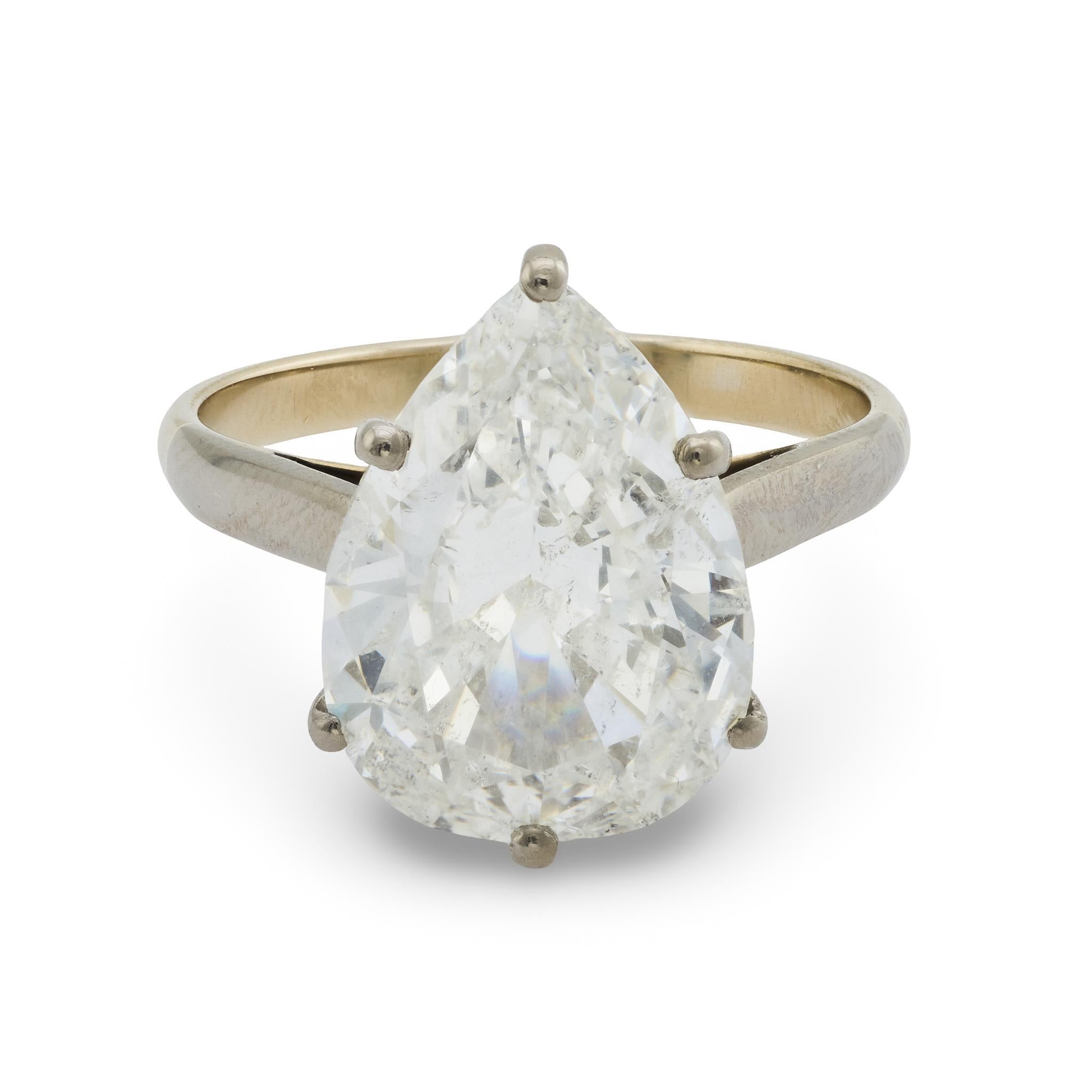Moderno Anello di fidanzamento in oro bianco 18k con diamante a forma di pera da 5,51 carati GIA francese in vendita