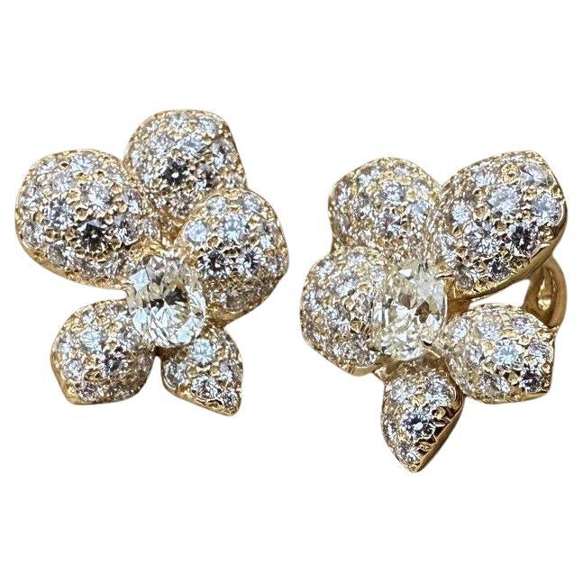 French GIA Pavé Diamond Asymmetrical Flower Earrings in 18k Yellow Gold For Sale