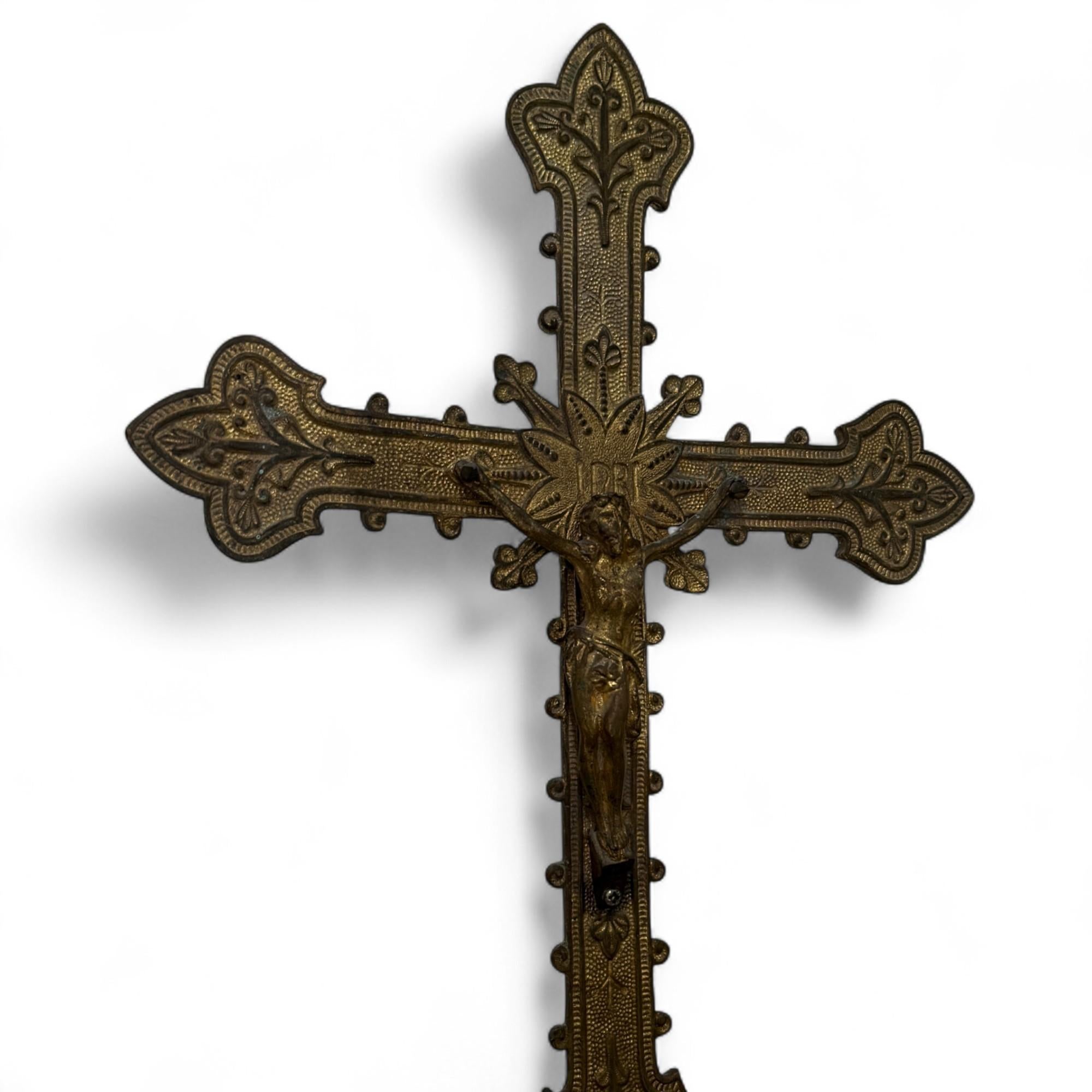 Gilt French Gilded Bronze Altar Crucifix, 19th Century For Sale