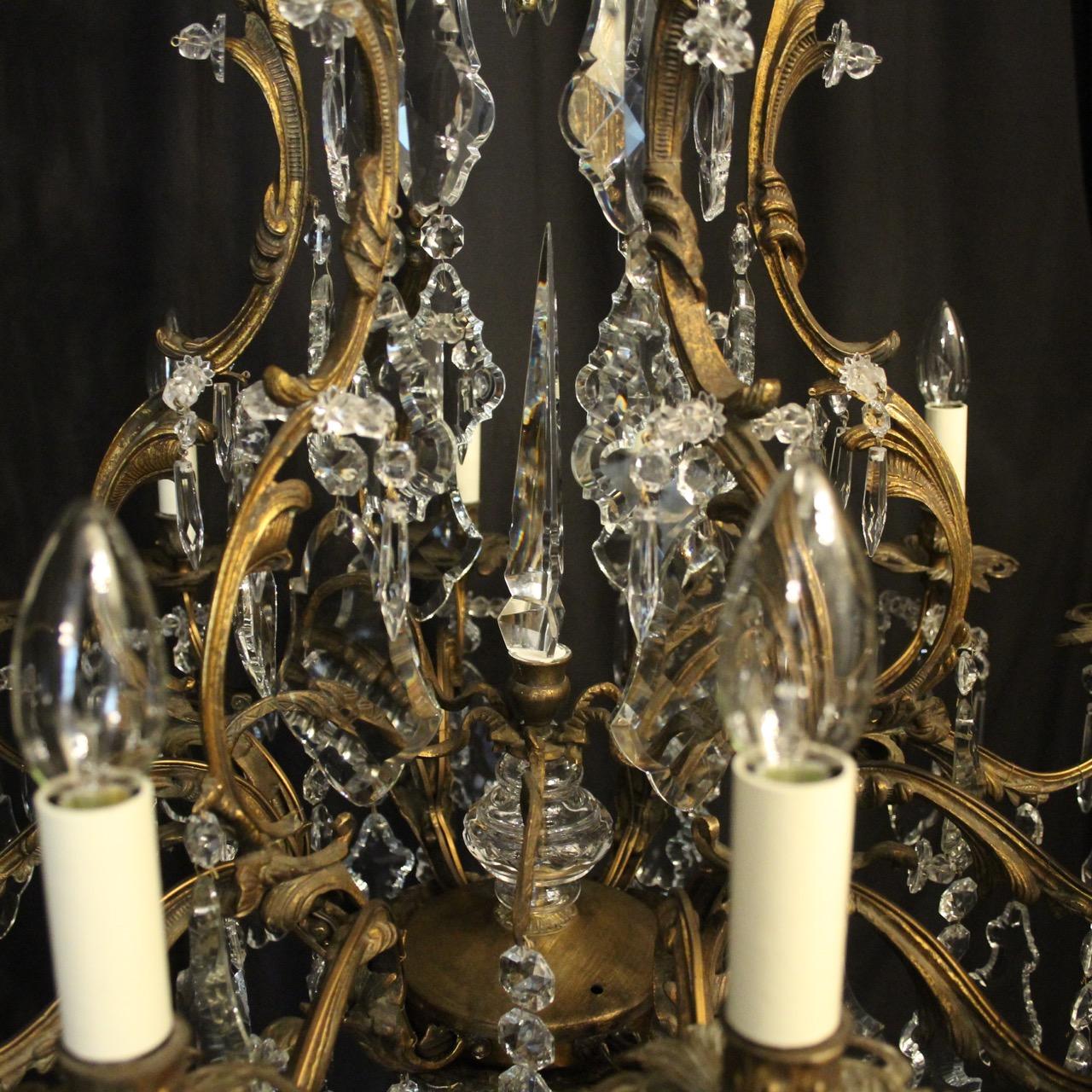 French Gilded Bronze & Crystal 12 Light Birdcage Antique Chandelier (Vergoldet) im Angebot