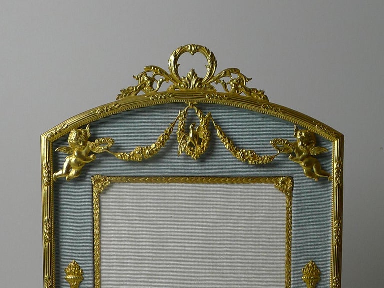 French Gilded Bronze Photograph / Picture Frame - Cherubs c.1900 For Sale 3