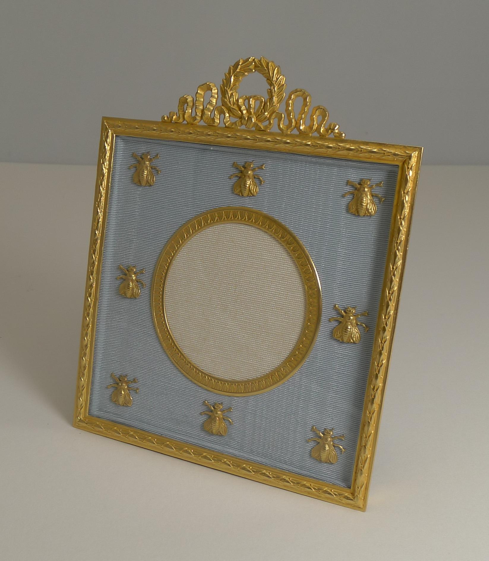 French Gilded Bronze Photograph / Picture Frame, Napoleonic Bees In Good Condition In Bath, GB
