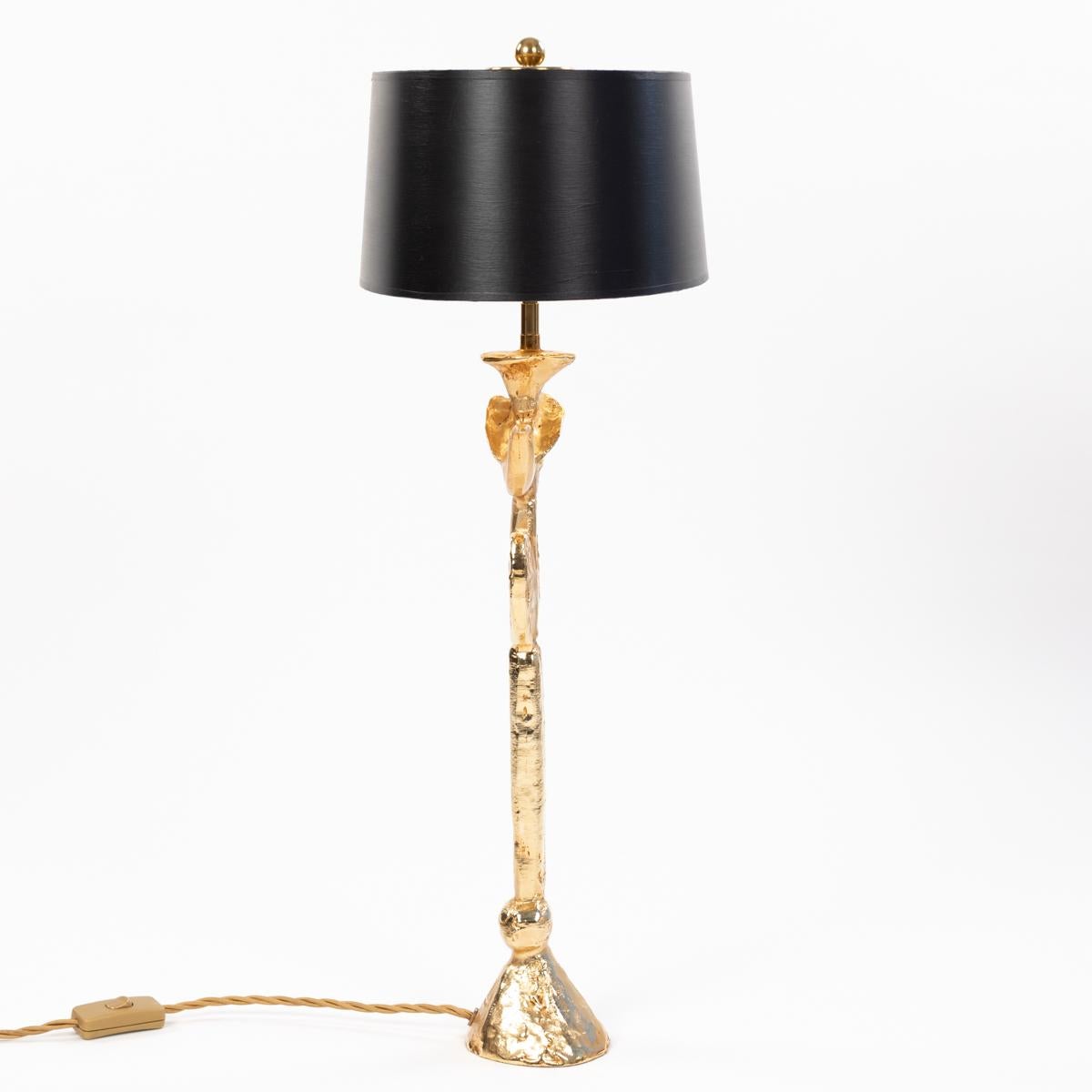 French Gilded Bronze Table Lamp by Pierre Casenove for Fondica, 1980s In Excellent Condition For Sale In Salzburg, AT