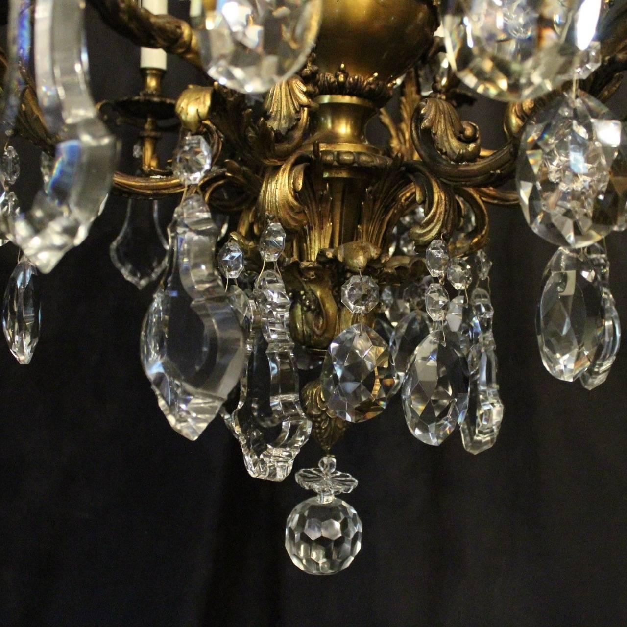 French Gilded Cherub Bronze & Crystal Twelve-Light Antique Chandelier For Sale 4