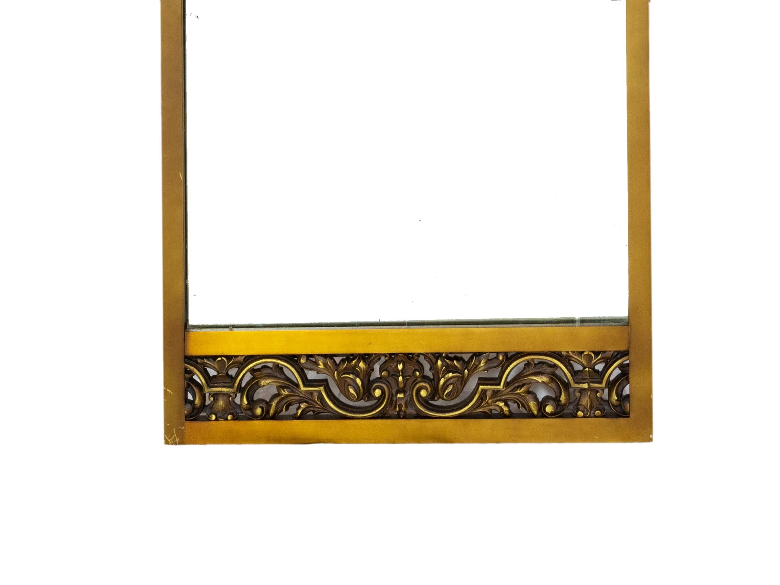 Doré Miroir en bronze doré au sol, 20e siècle en vente