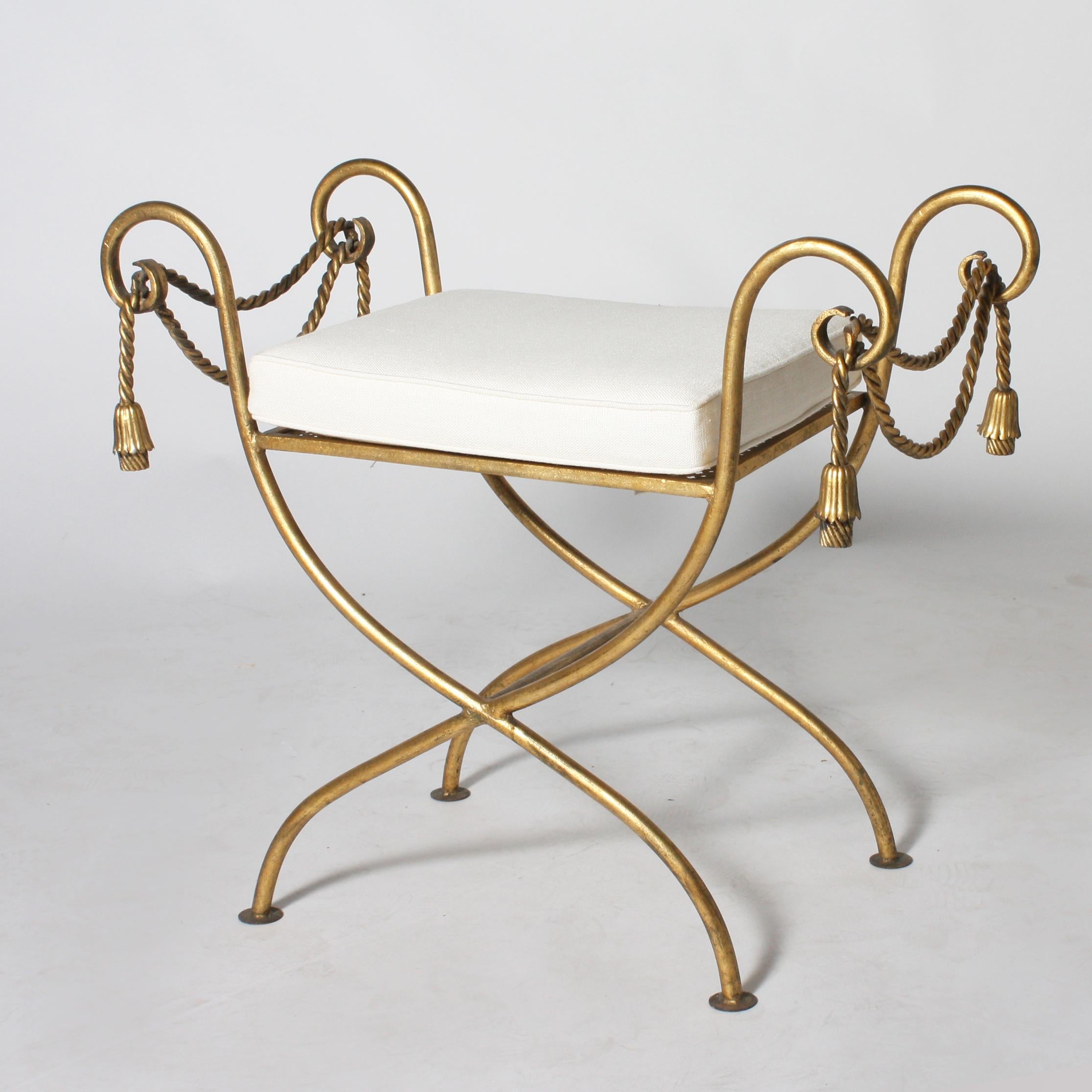 French Gilded Iron Dressing Bench, circa 1950 In Good Condition In Dallas, TX
