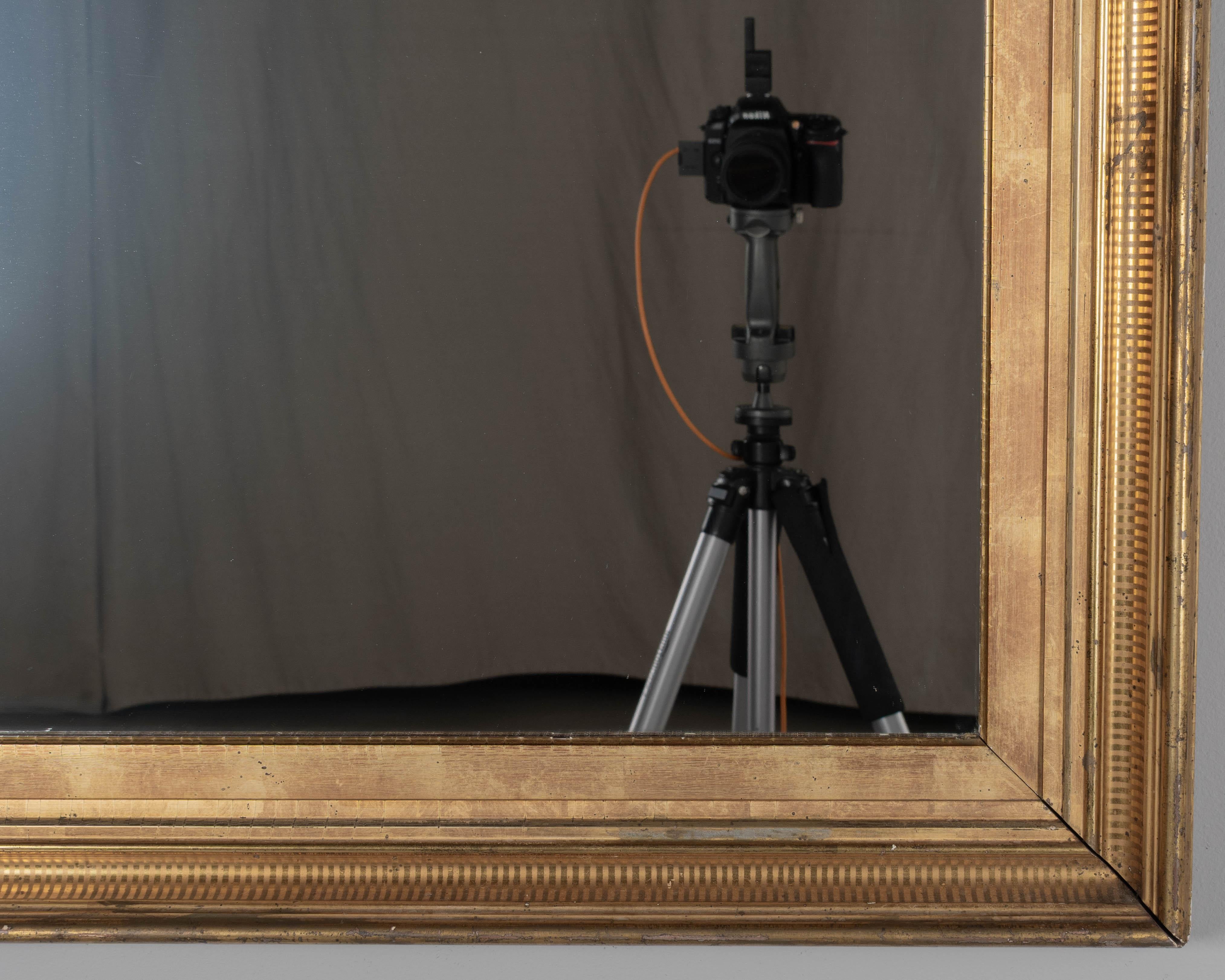 French Gilded Mirror For Sale 2