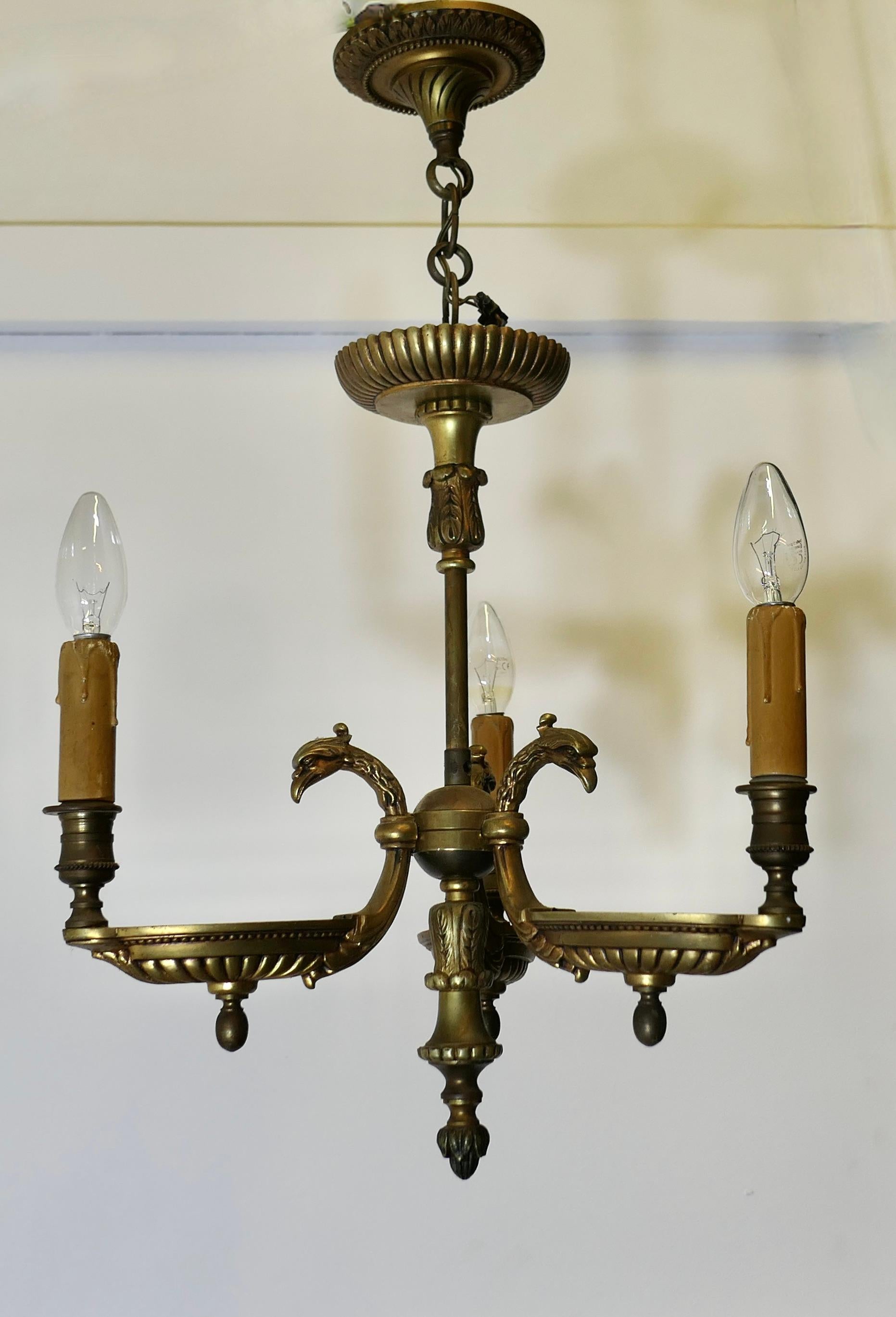 Lámpara de techo francesa de latón dorado Bouillotte Library en venta 2