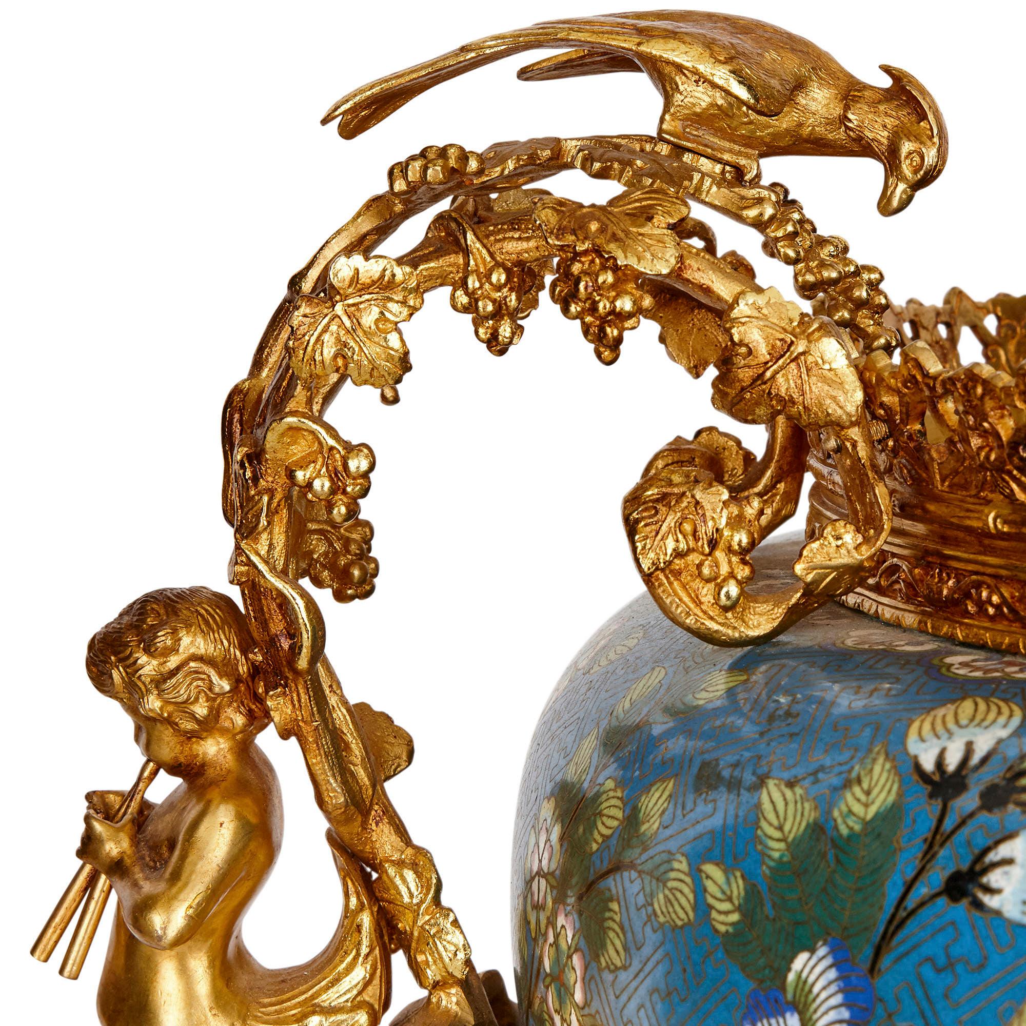 Louis XV Jardinière française en bronze doré et émail cloisonné chinois en vente