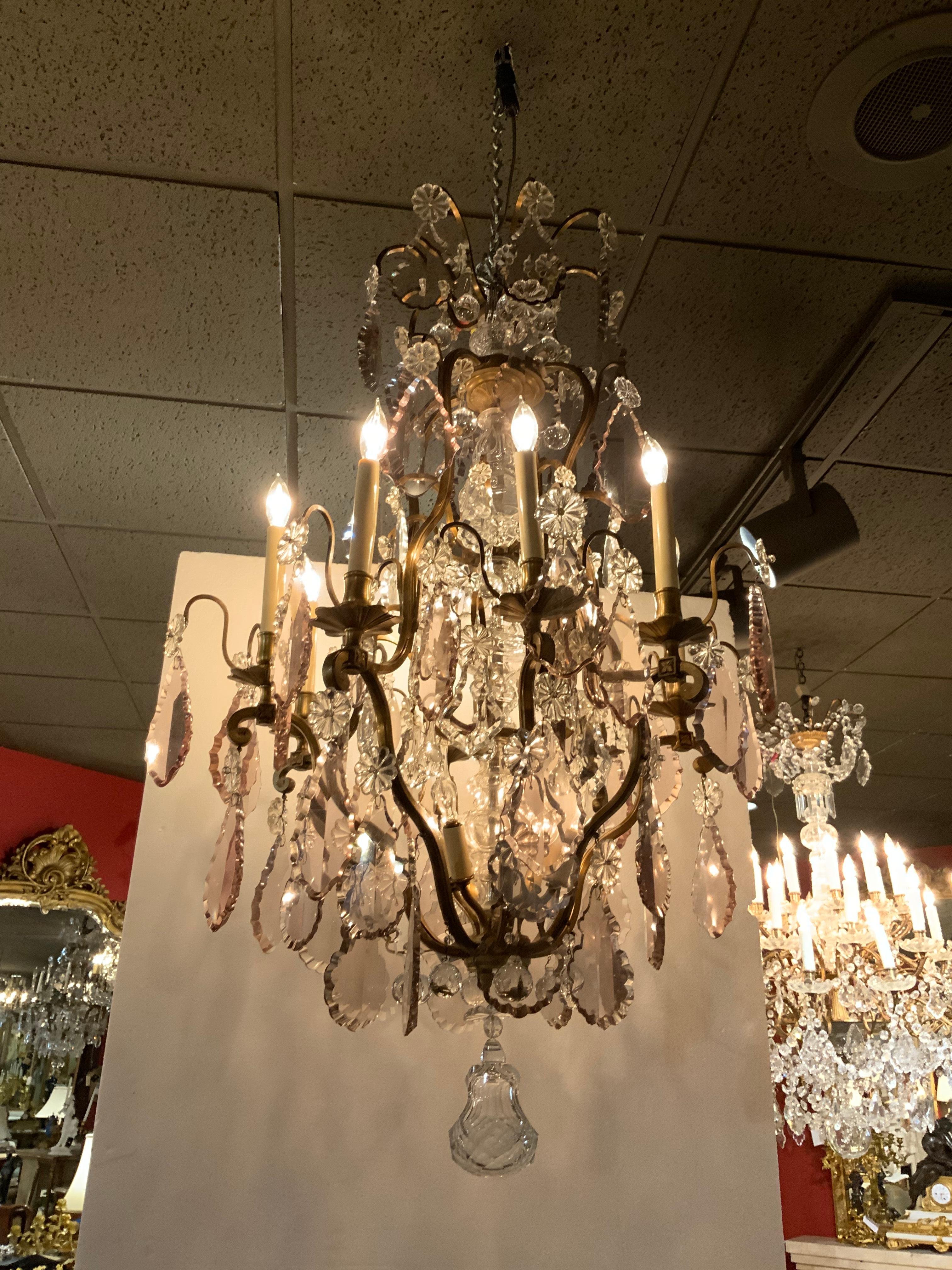 French Gilt Bronze and Crystal 12 Light Chandelier with Central Post in Crystal In Good Condition For Sale In Houston, TX