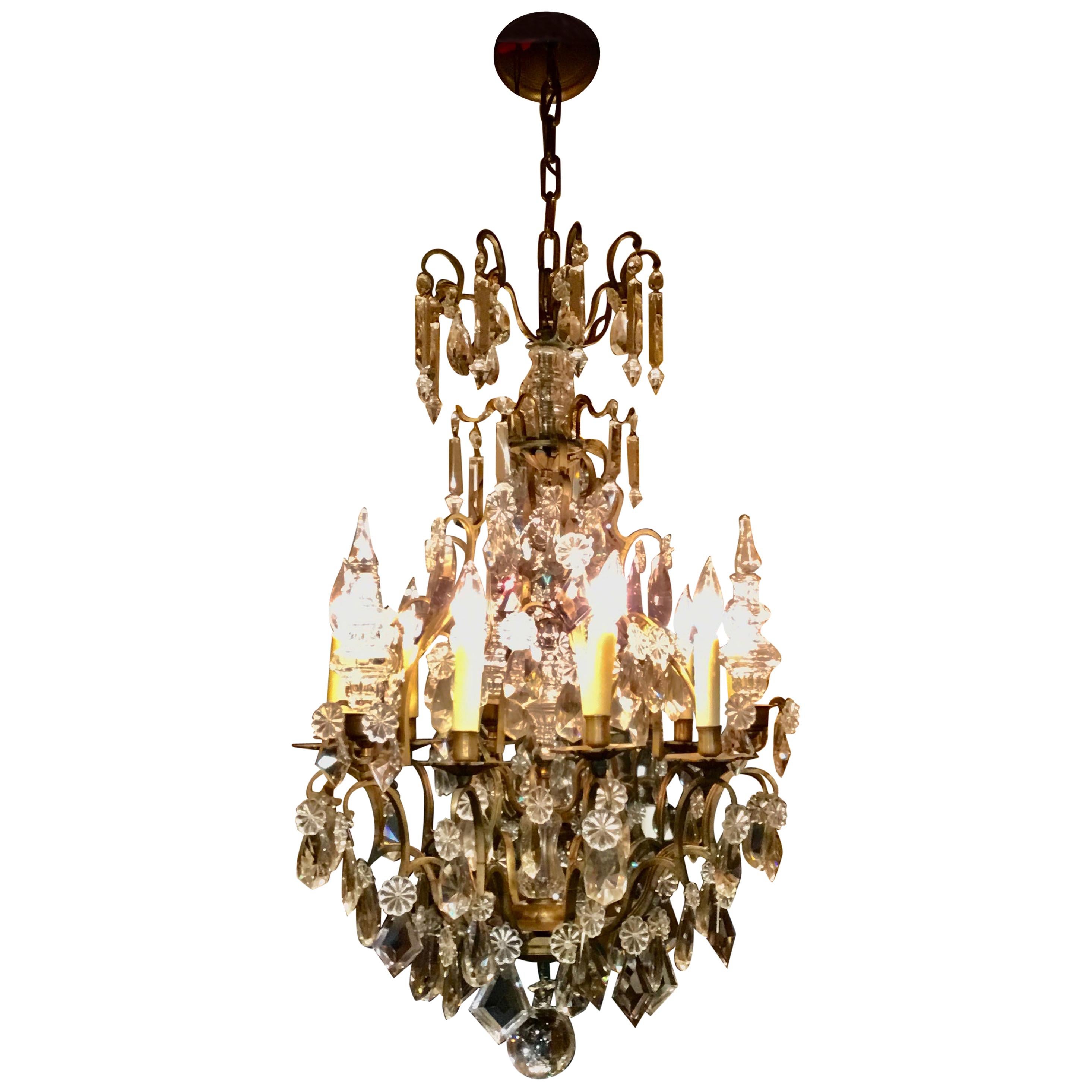 French Gilt Bronze and Crystal Chandelier of Baroque Inspiration, Nine-Light For Sale