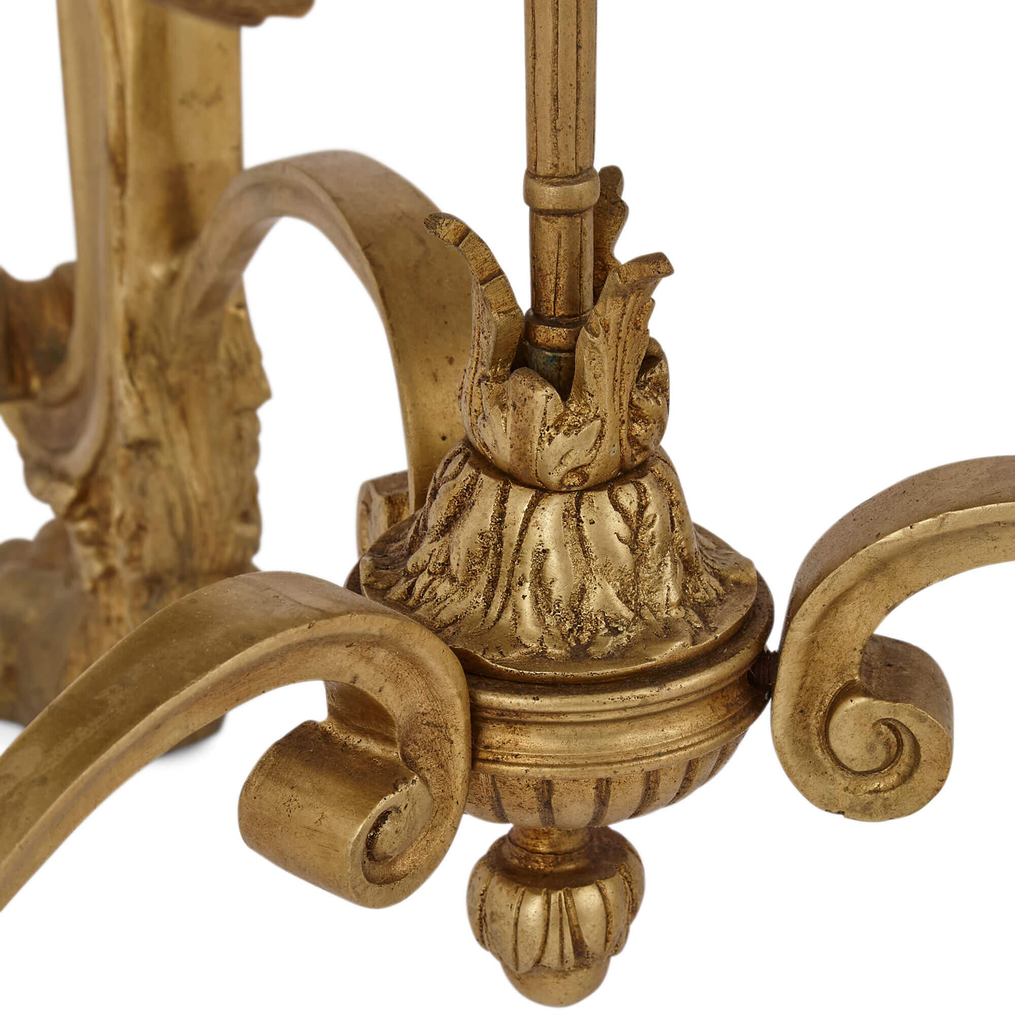 Moulage Table centrale française en bronze doré et malachite en vente