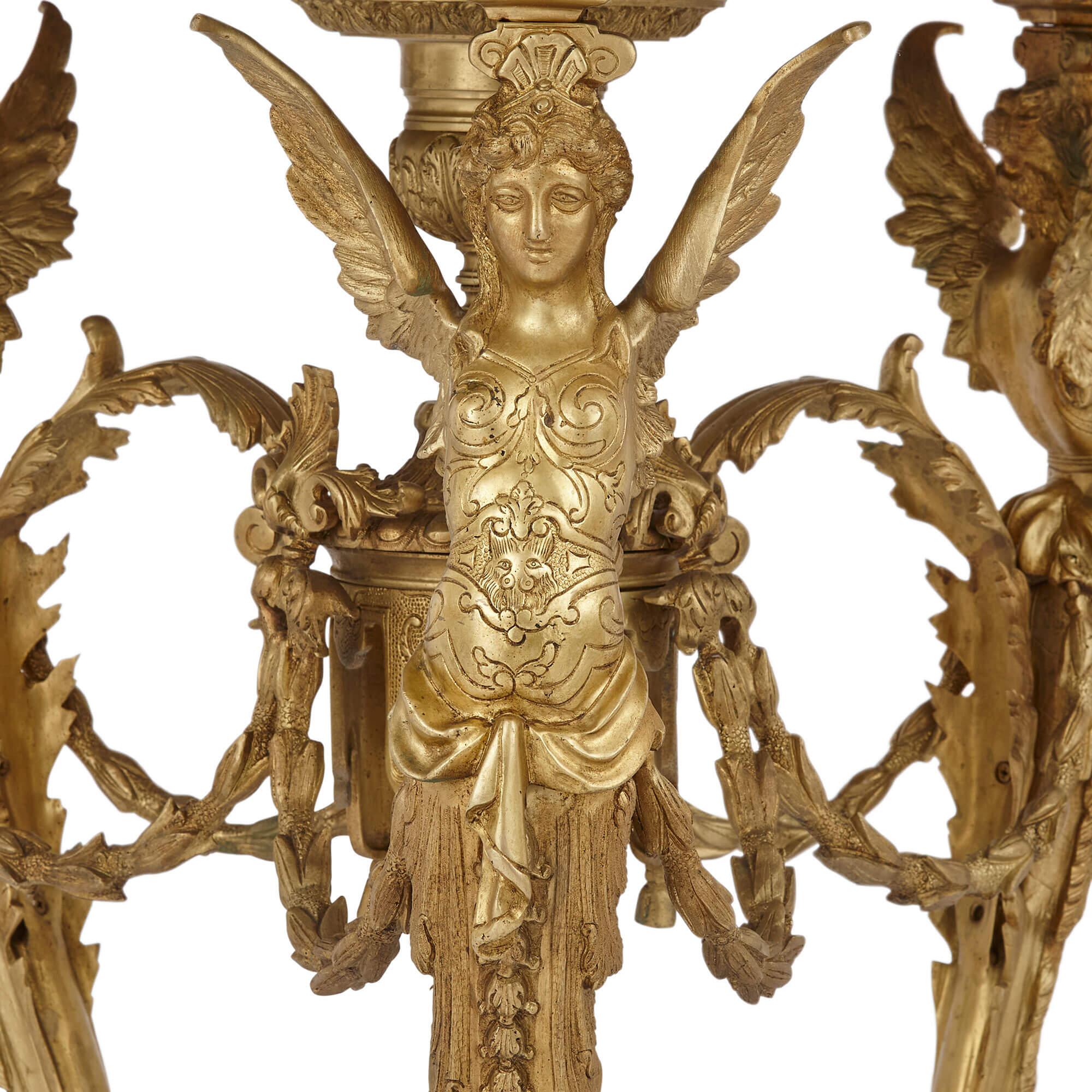 Malachite Table centrale française en bronze doré et malachite en vente