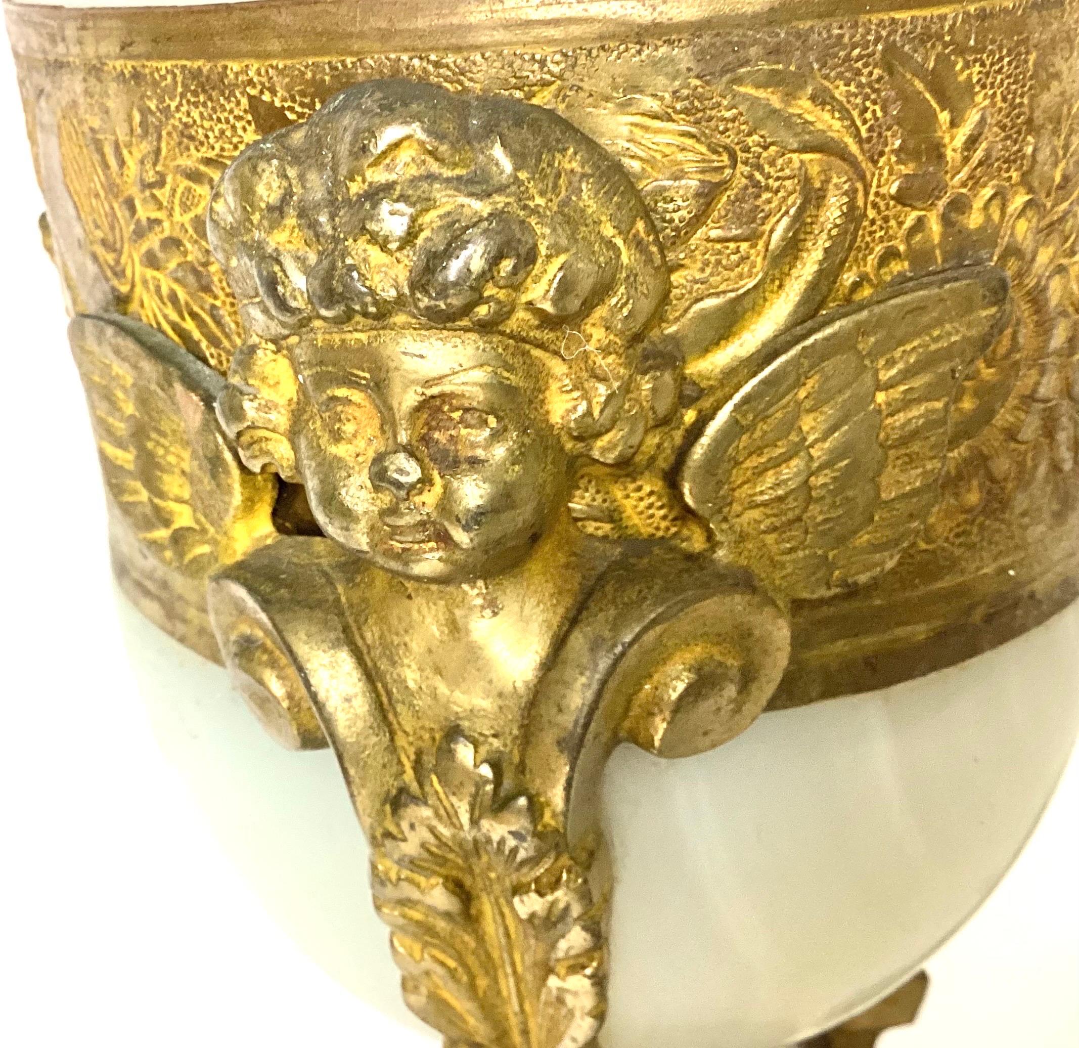 Tischlampe aus vergoldeter Bronze und Onyx im Angebot 5