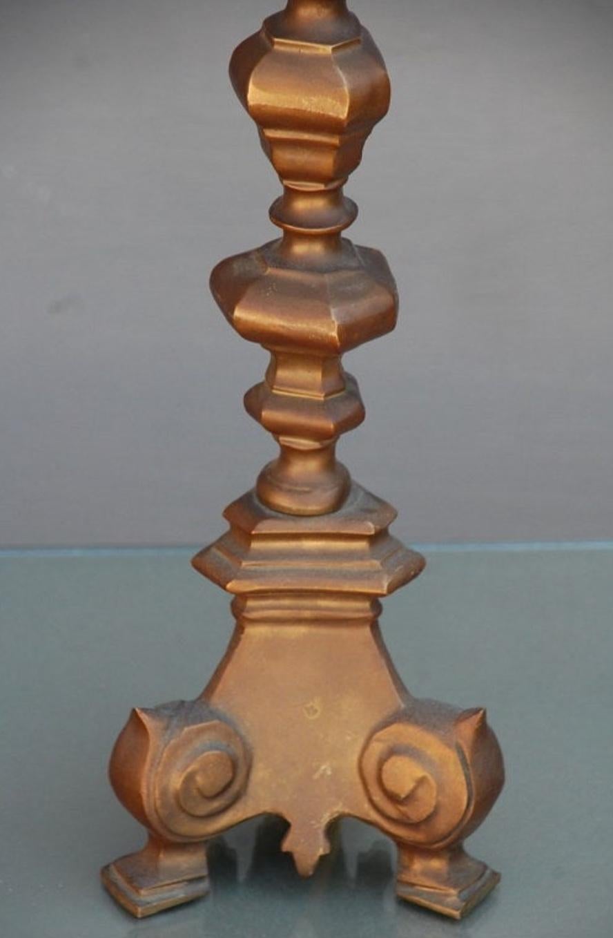 French Gilt Bronze Baroque Style Candlestick Lamp In Excellent Condition For Sale In Los Angeles, CA
