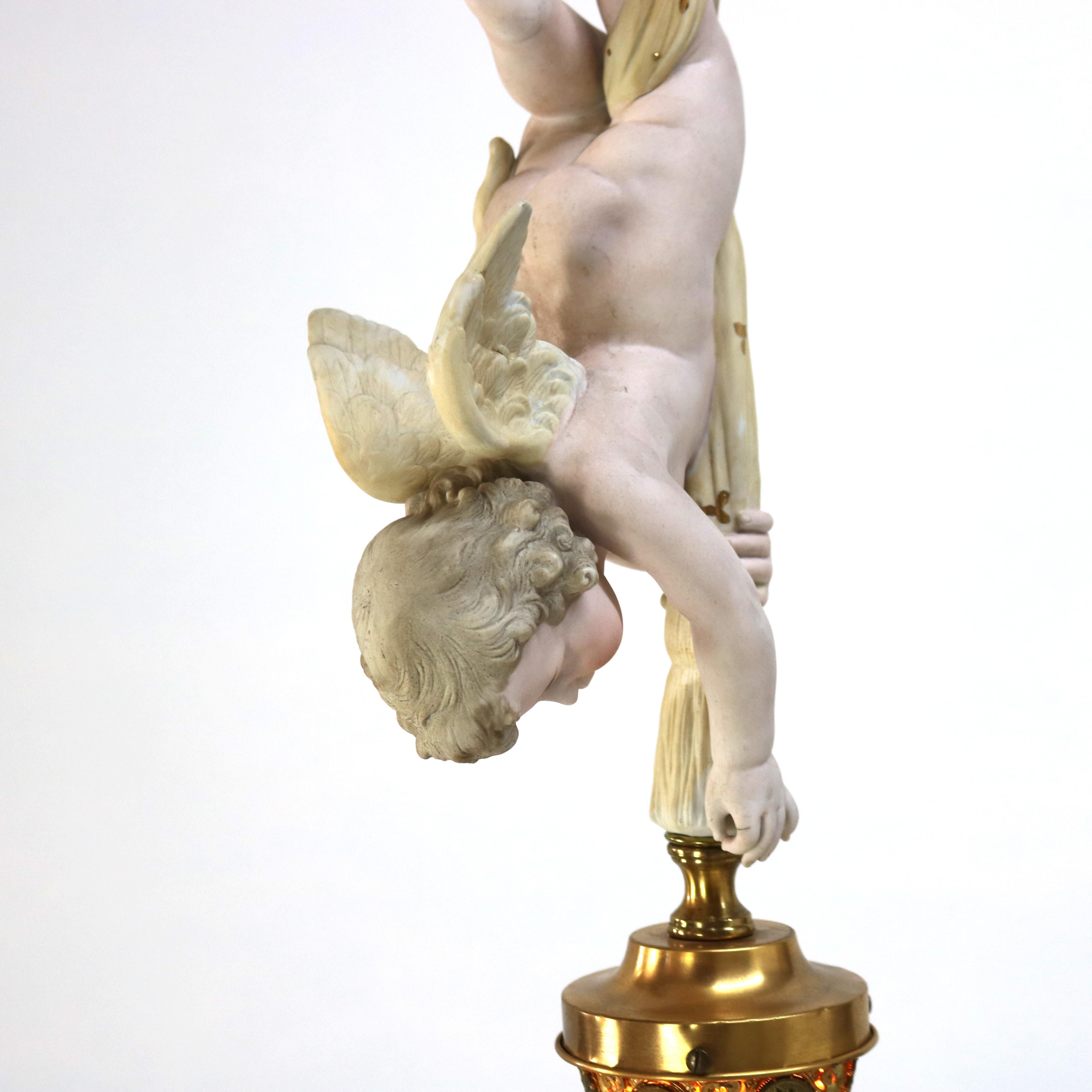 Lámpara Colgante Figural Cupido de Bronce Dorado, Latón y Bisque Francés y Pantalla Joyada en venta 2
