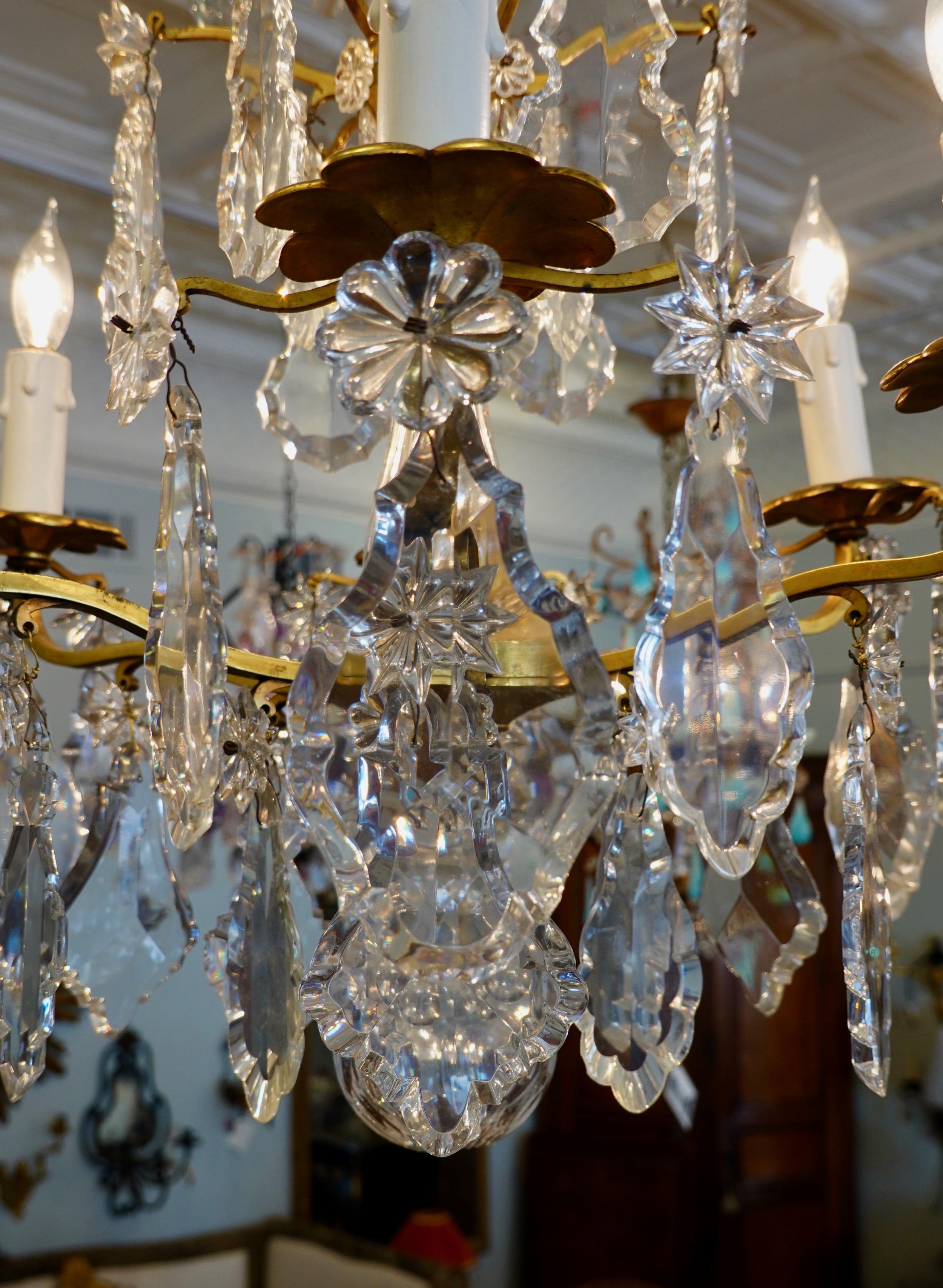 French Gilt-Bronze Chandelier with Exceptional Crystals For Sale 7