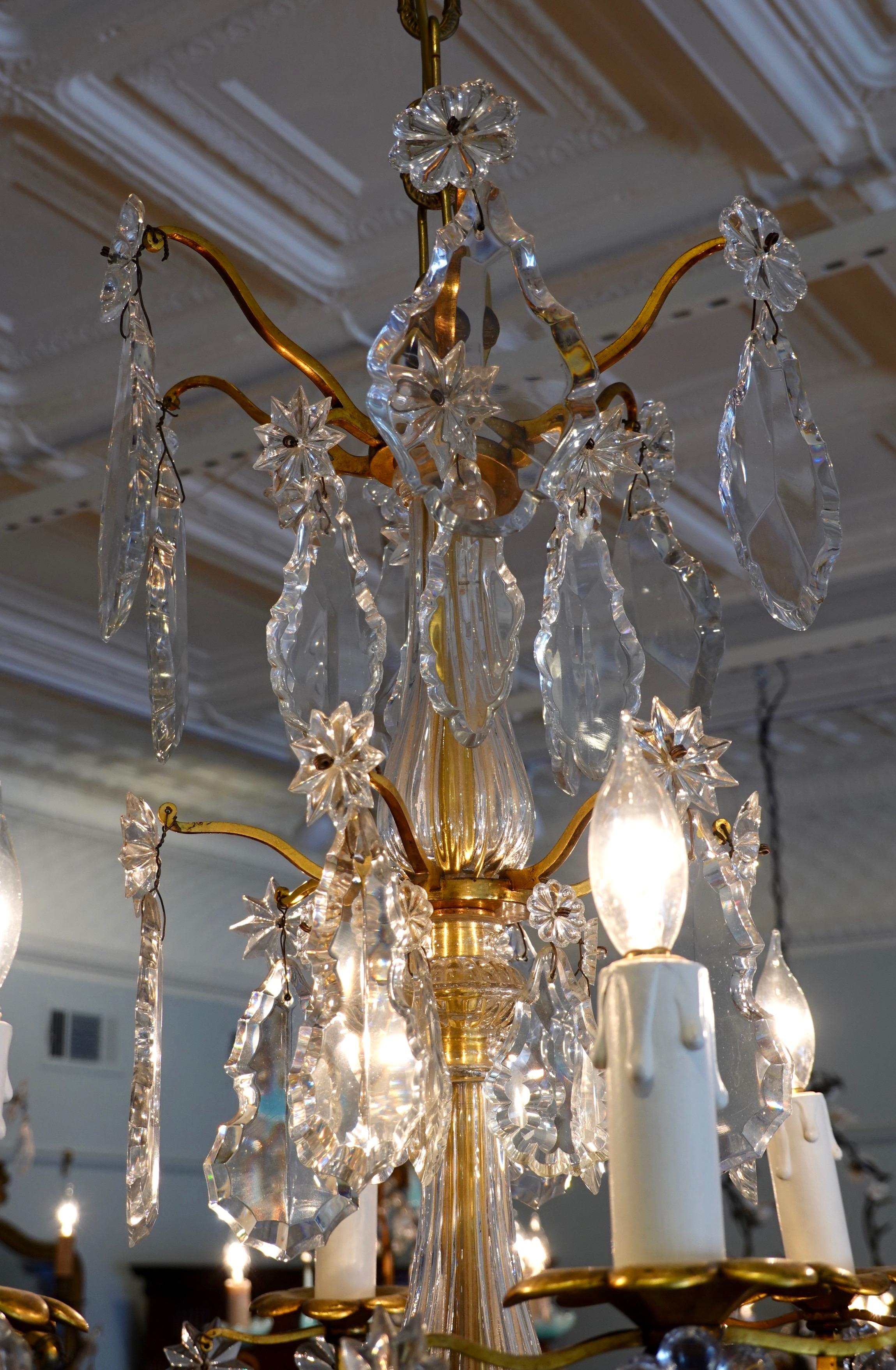 French Gilt-Bronze Chandelier with Exceptional Crystals For Sale 9