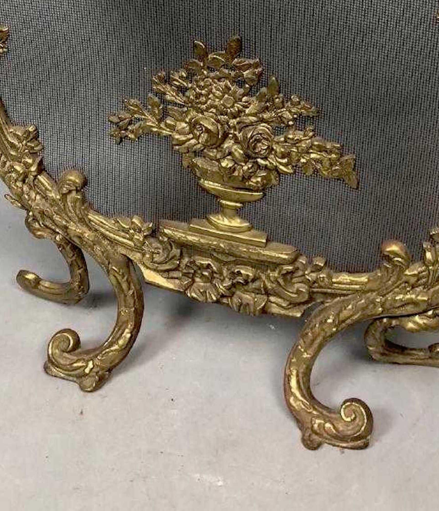French Gilt Bronze Firescreen In Good Condition In Oaks, PA