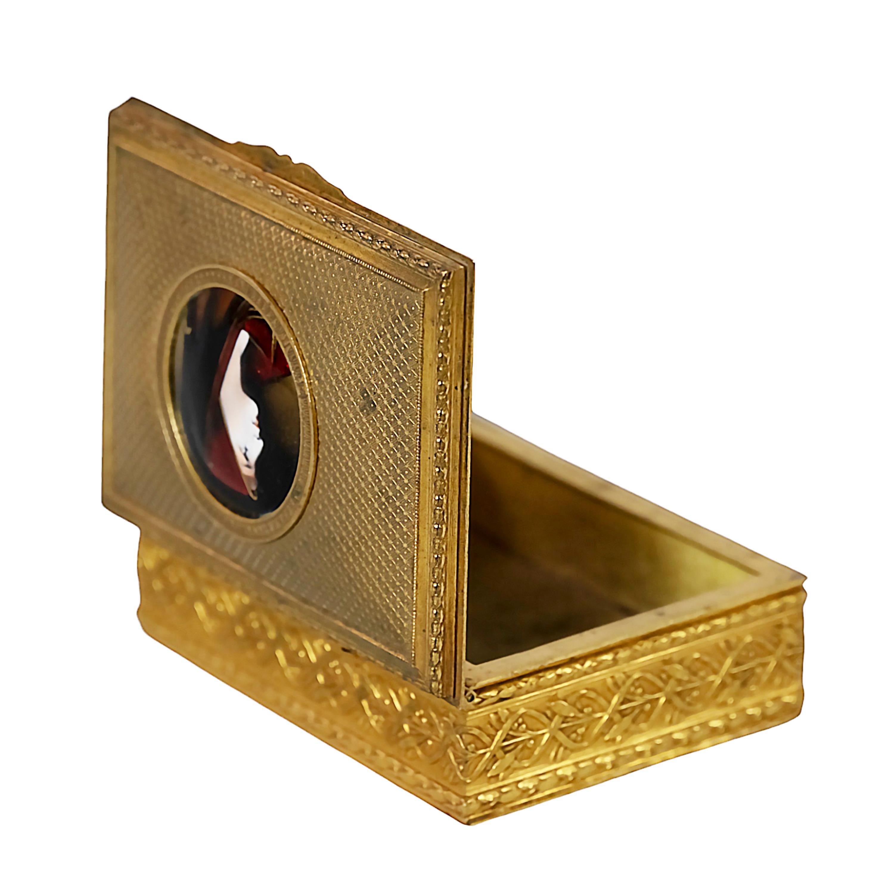 French Gilt Bronze Jewelry Box with Limoges Enamel Portrait Plaque For Sale 1