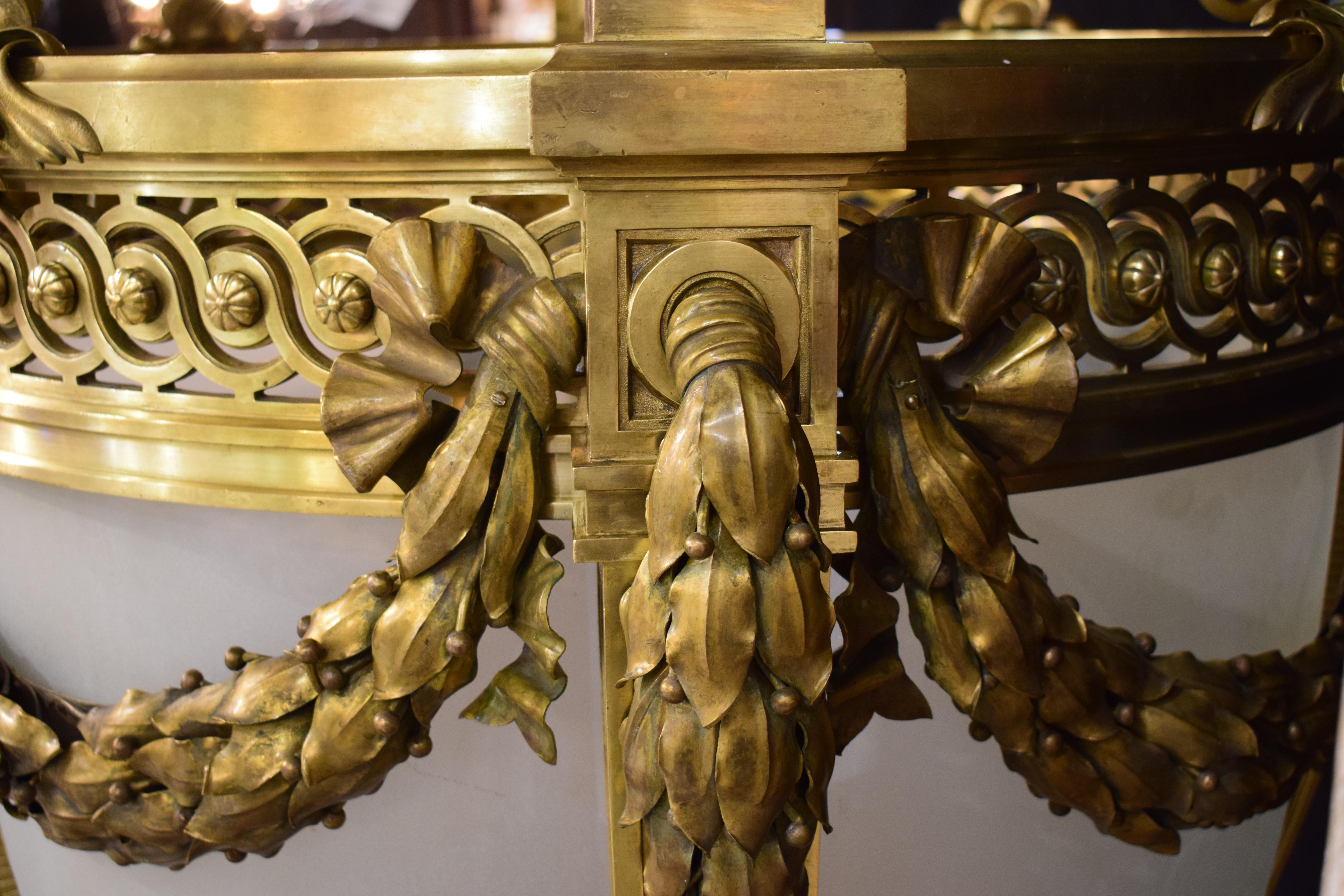 Doré Lanterne française en bronze doré, datant d'environ 1900 en vente