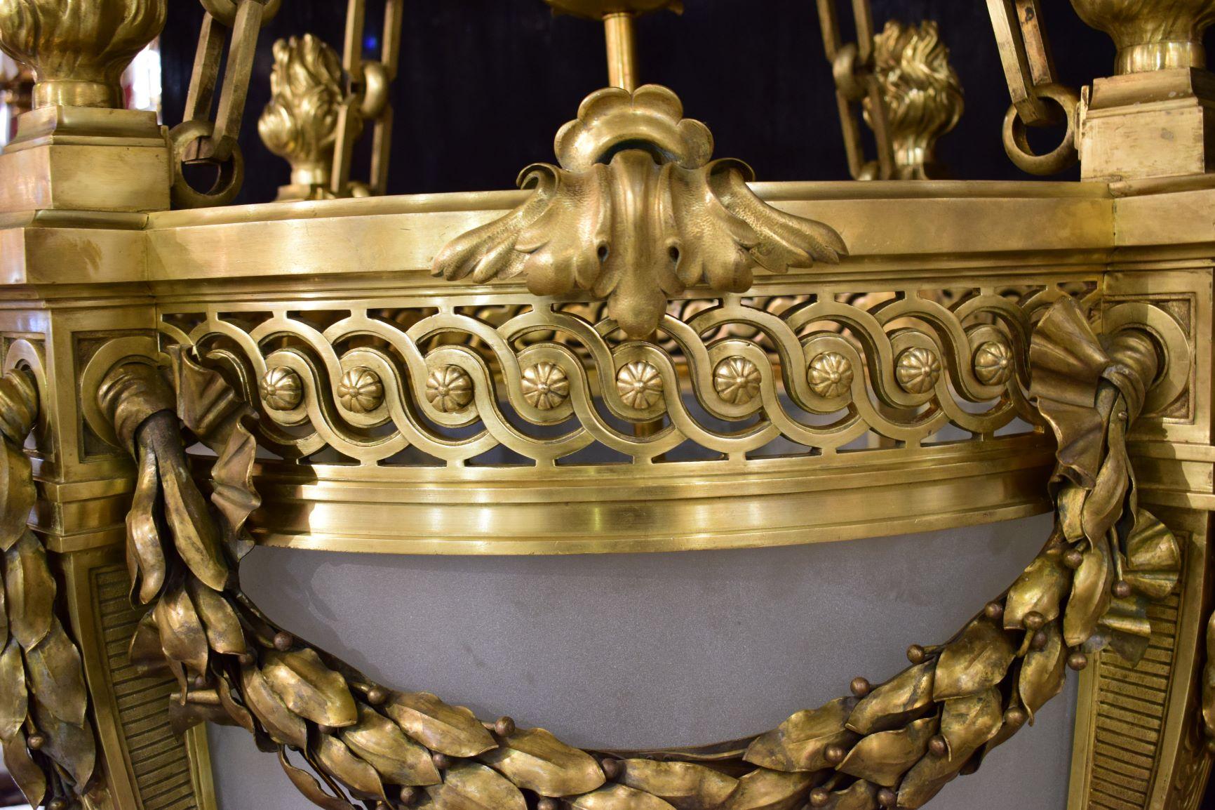 Lanterne française en bronze doré, datant d'environ 1900 Bon état - En vente à Atlanta, GA