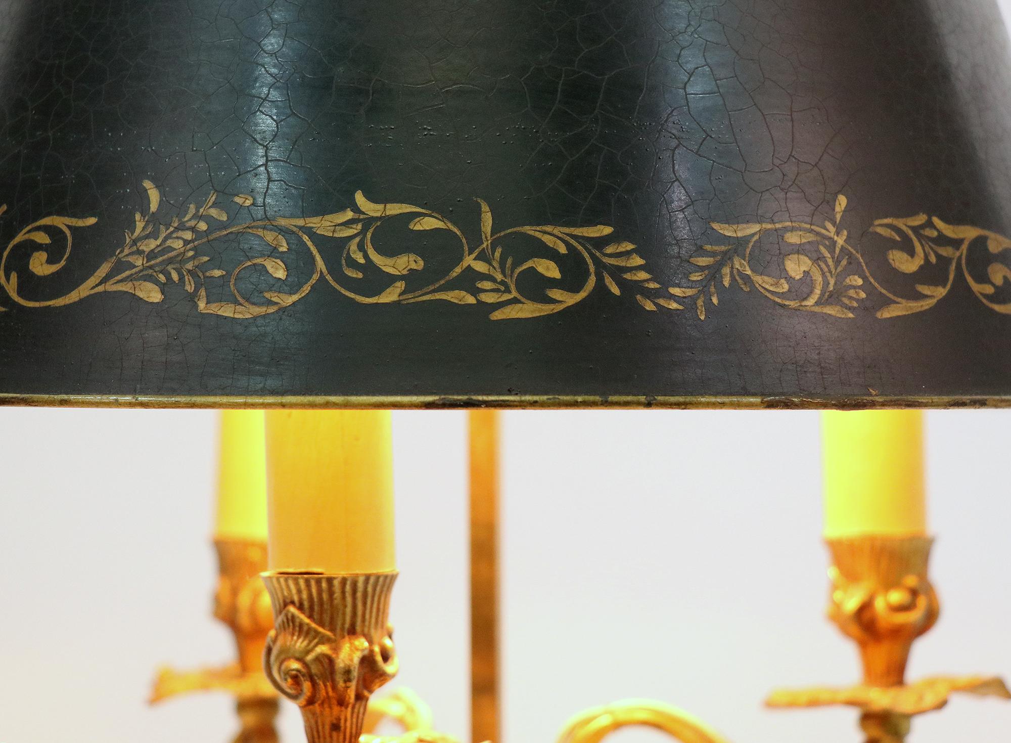 French Gilt Bronze Louis XV Style Bouillotte Lamp, 19th Century (Vergoldet)