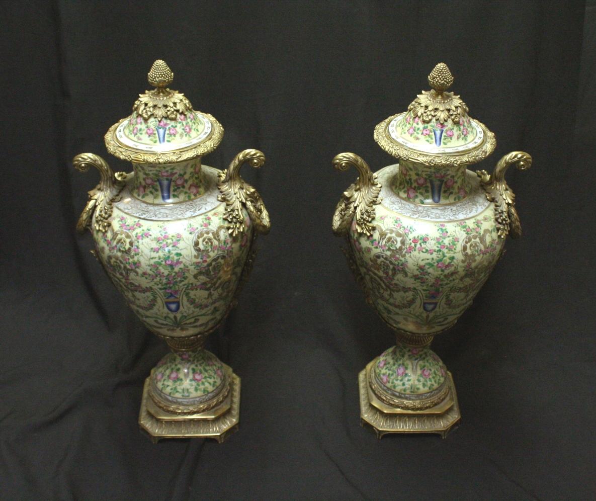 French Gilt Bronze Mounted Porcelain Three-Piece Garniture For Sale 6